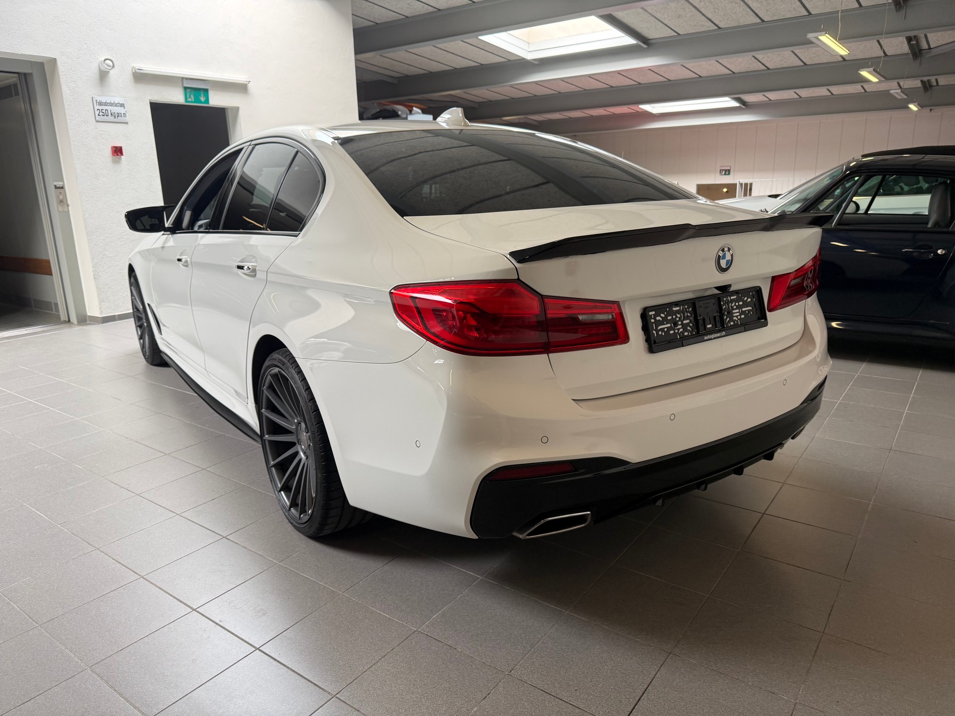 BMW 530d xDrive Steptronic-image-6