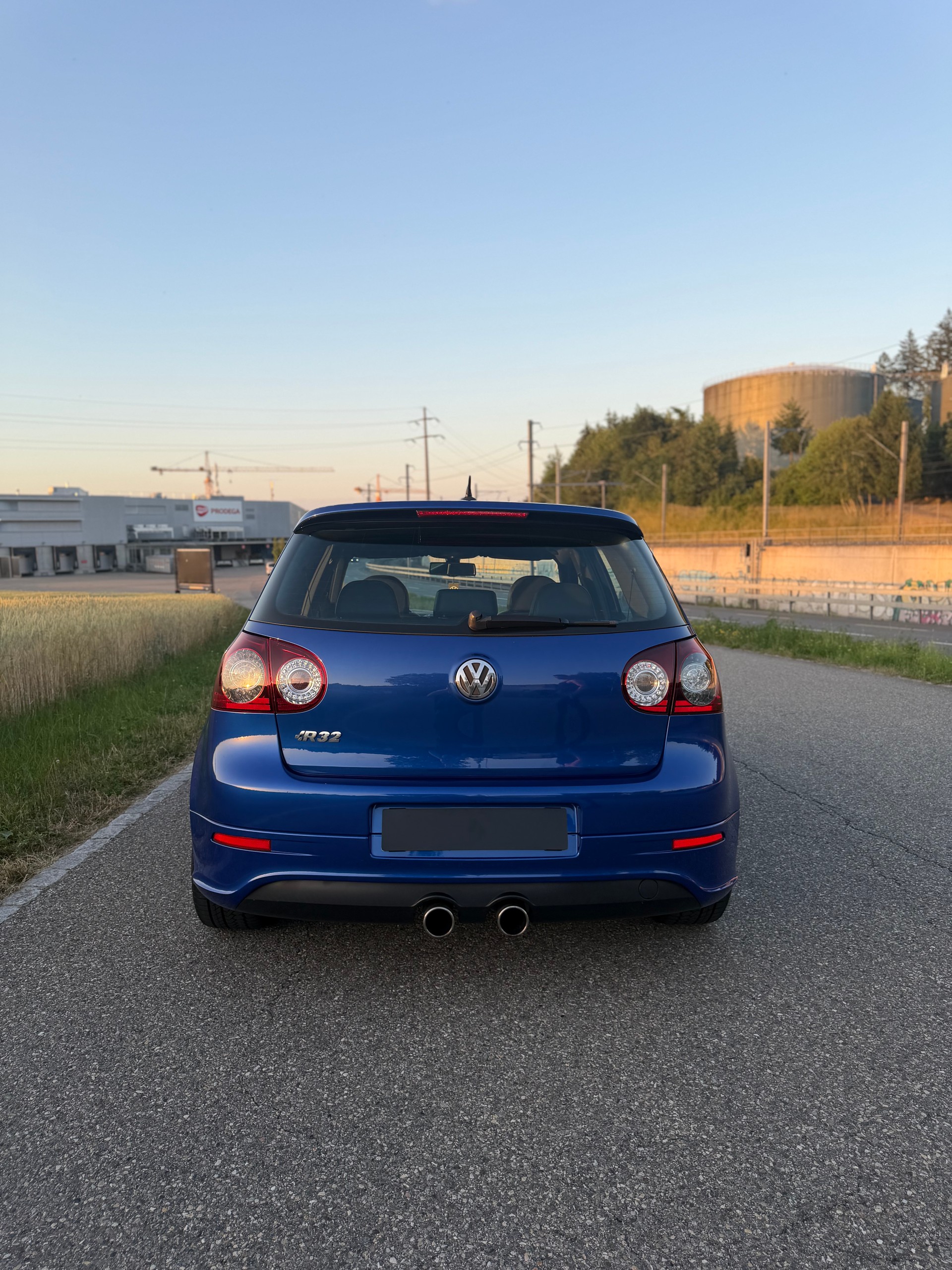 VW Golf R32 4Motion DSG ab Mfk-image-4