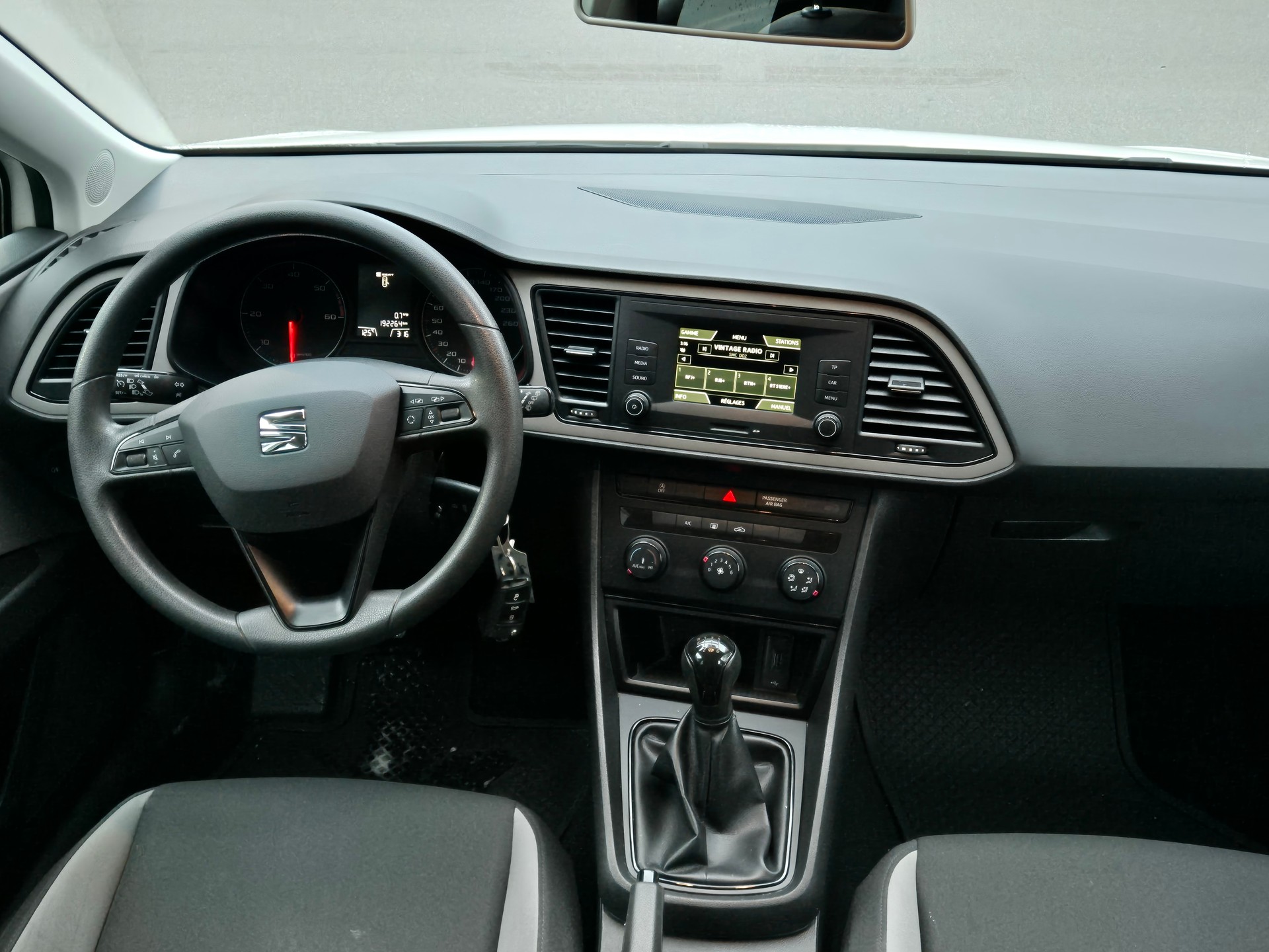 SEAT Leon ST 1.6 TDI Style 4Drive-image-9
