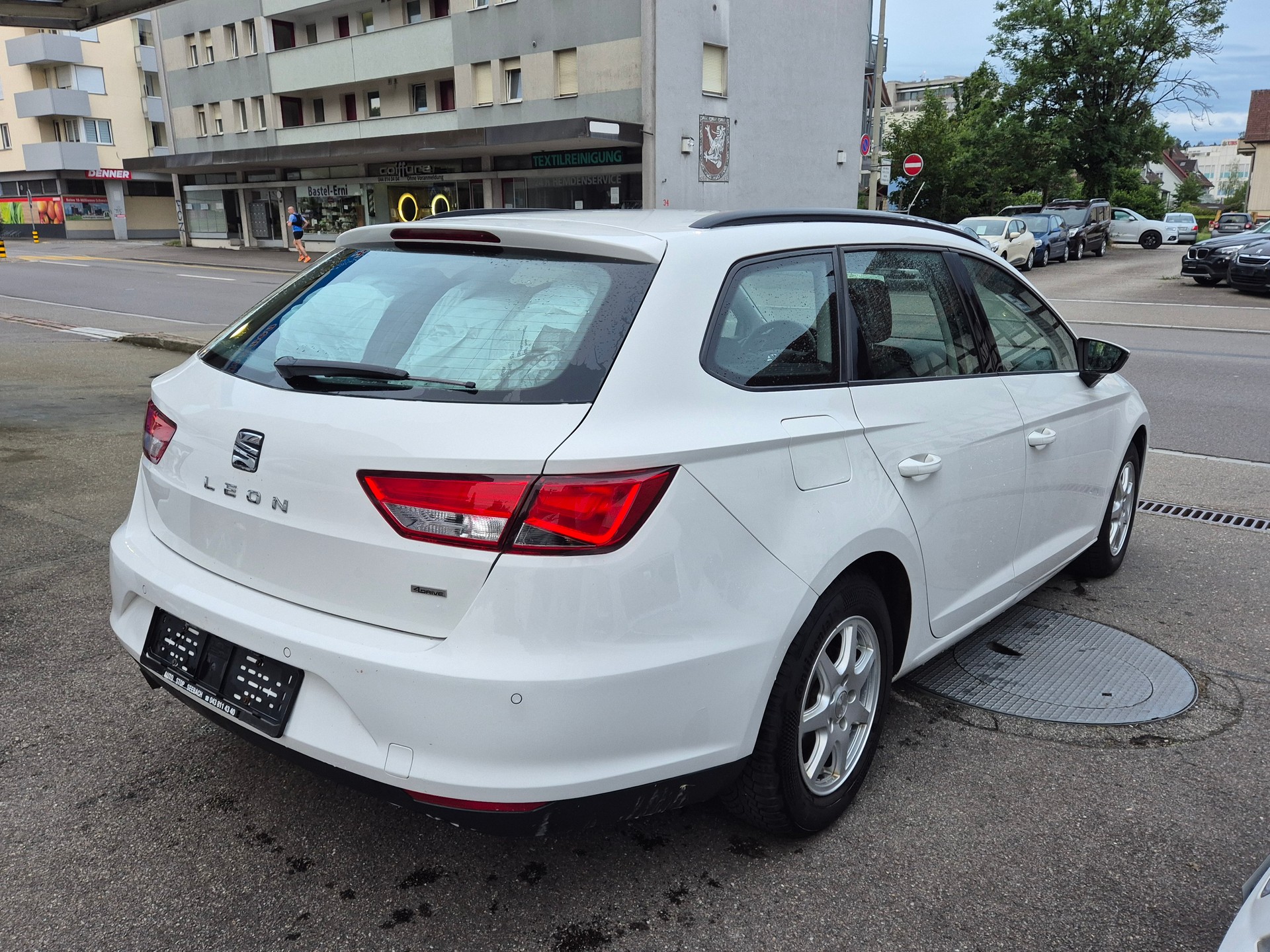 SEAT Leon ST 1.6 TDI Style 4Drive-image-4