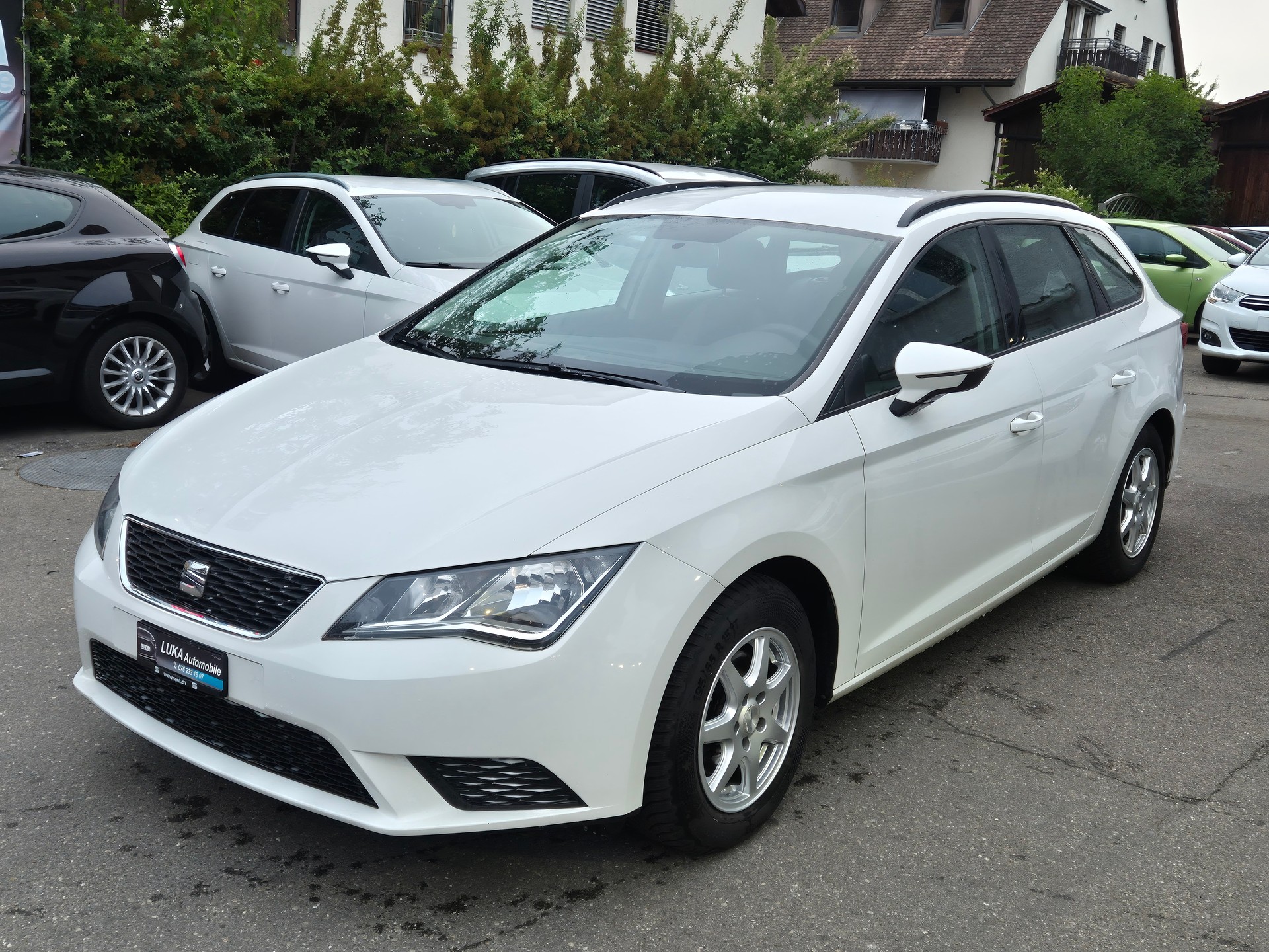 SEAT Leon ST 1.6 TDI Style 4Drive-image-0
