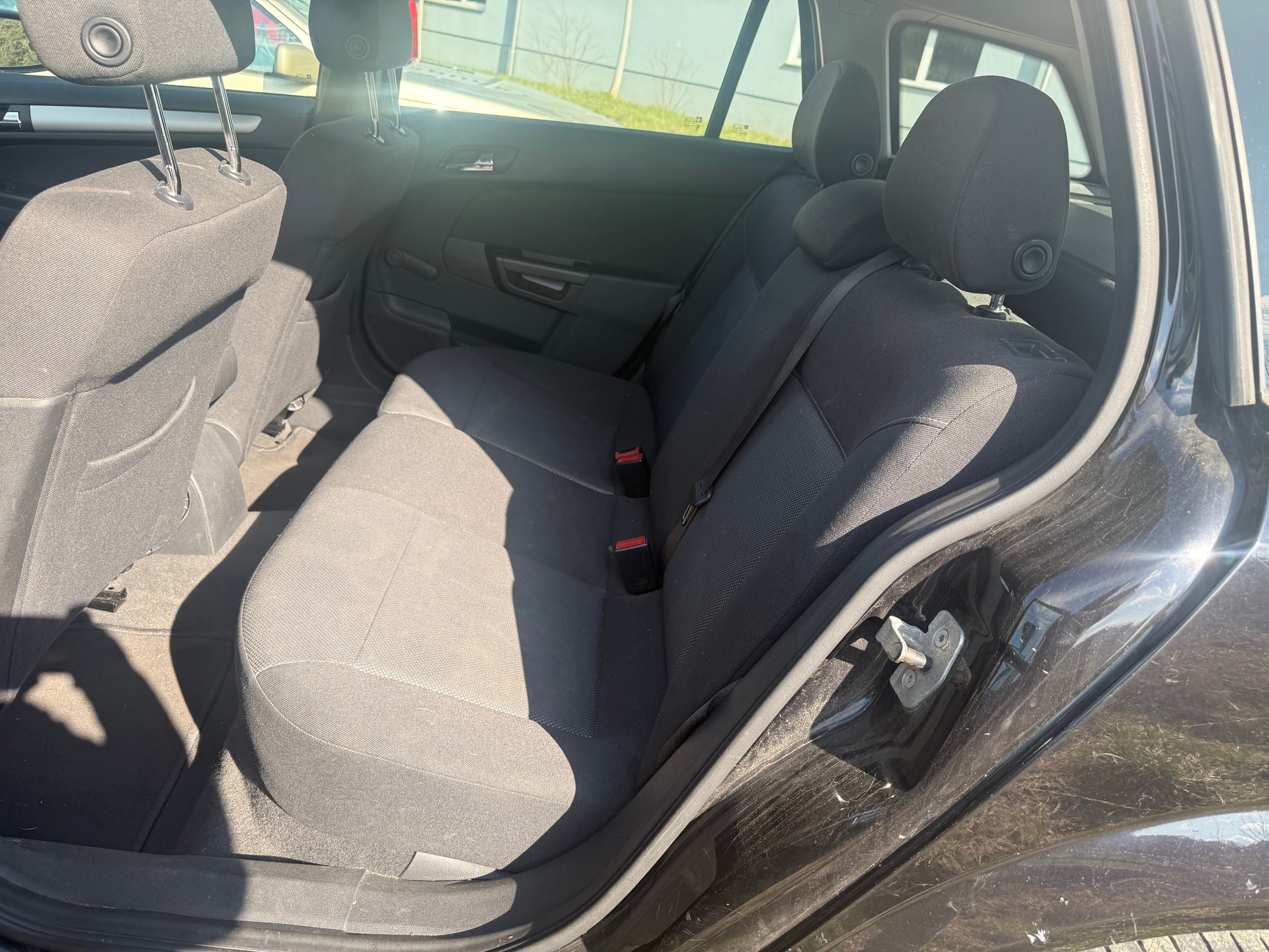 OPEL Astra Caravan 1.9 CDTi 16V Enjoy-image-8