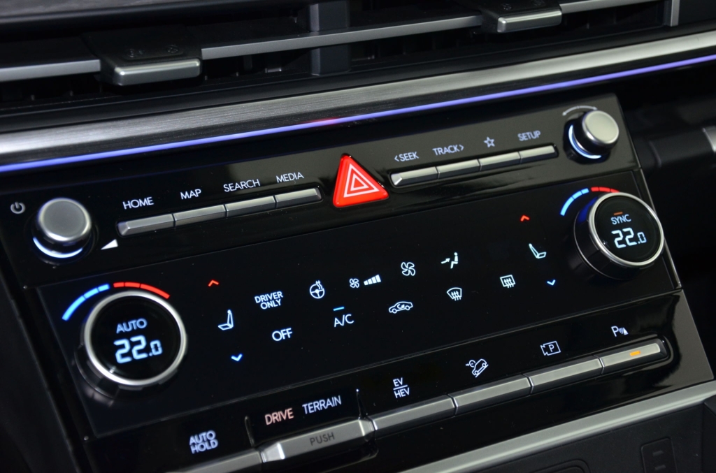 HYUNDAI Santa Fe 1.6 PHEV Prestige Line 4WD-image-23