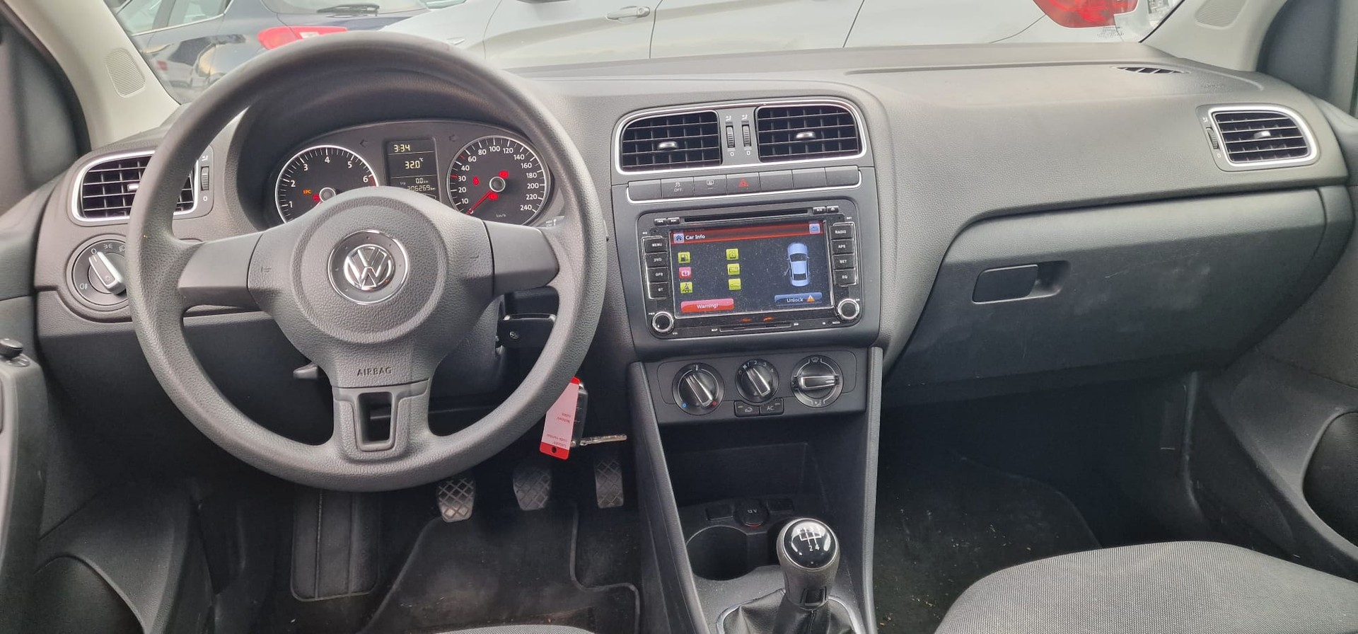 VW Polo 1.2 12V Comfortline-image-6