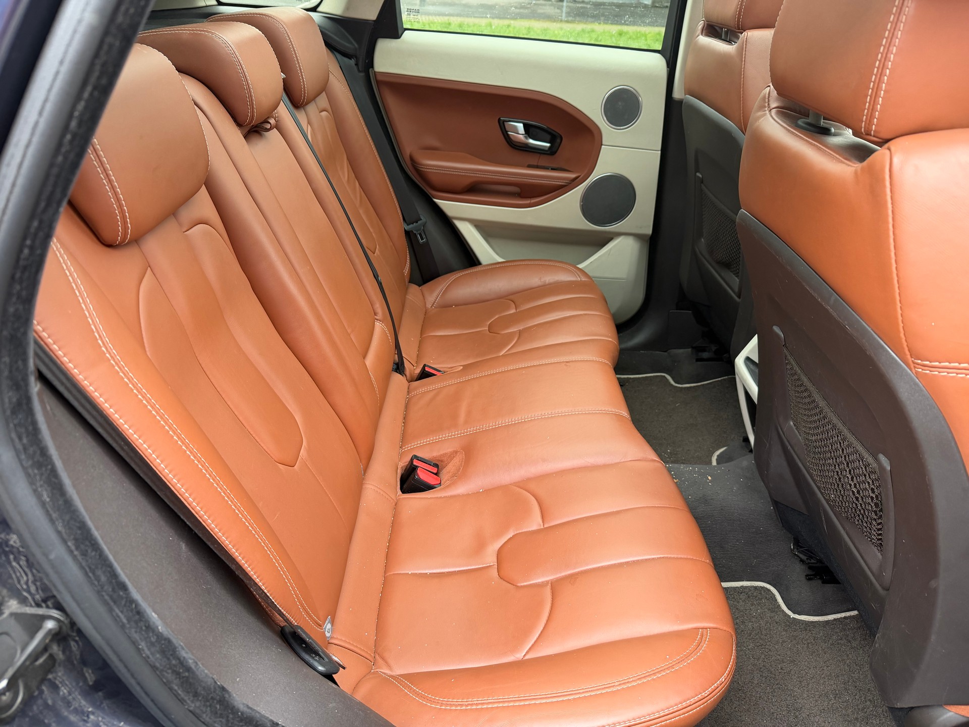LAND ROVER Range Rover Evoque 2.2 TD4 Prestige AT9-image-7