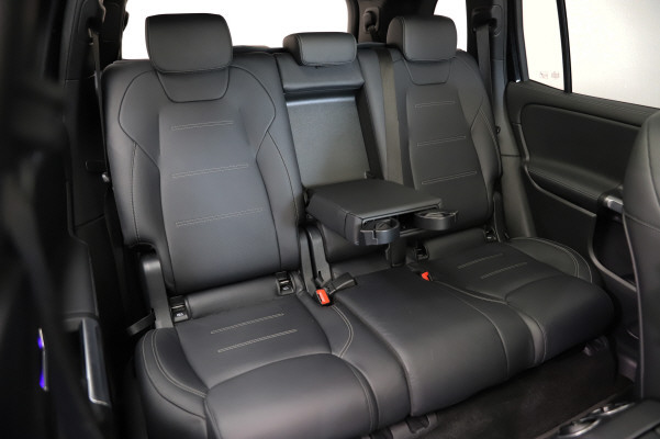 MERCEDES-BENZ EQB 350 AMG Line 4Matic-image-10