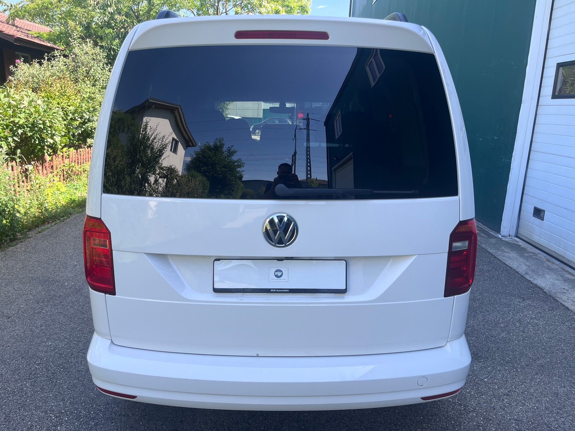 VW Caddy 2.0 TDI Family DSG-image-4