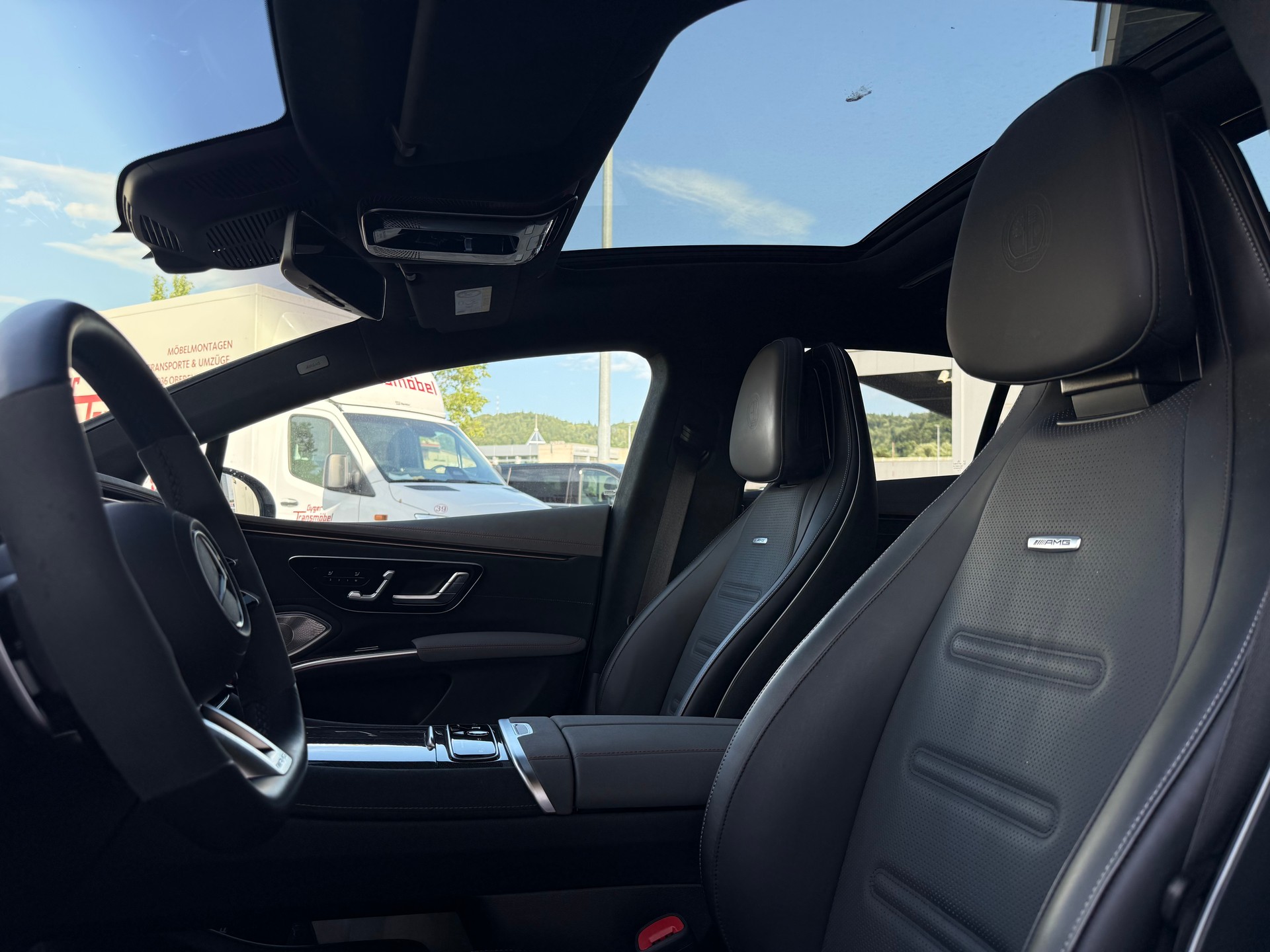 MERCEDES-BENZ EQS AMG 53 4Matic+-image-4