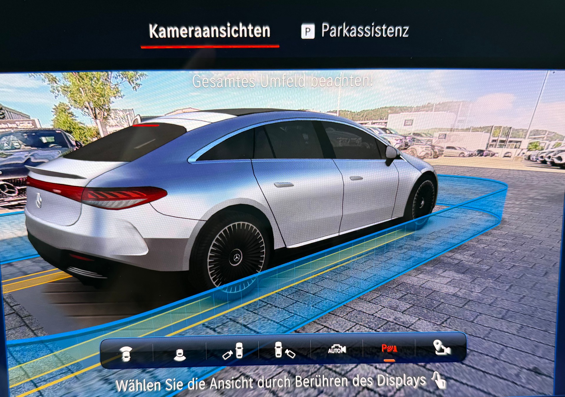 MERCEDES-BENZ EQS AMG 53 4Matic+-image-11