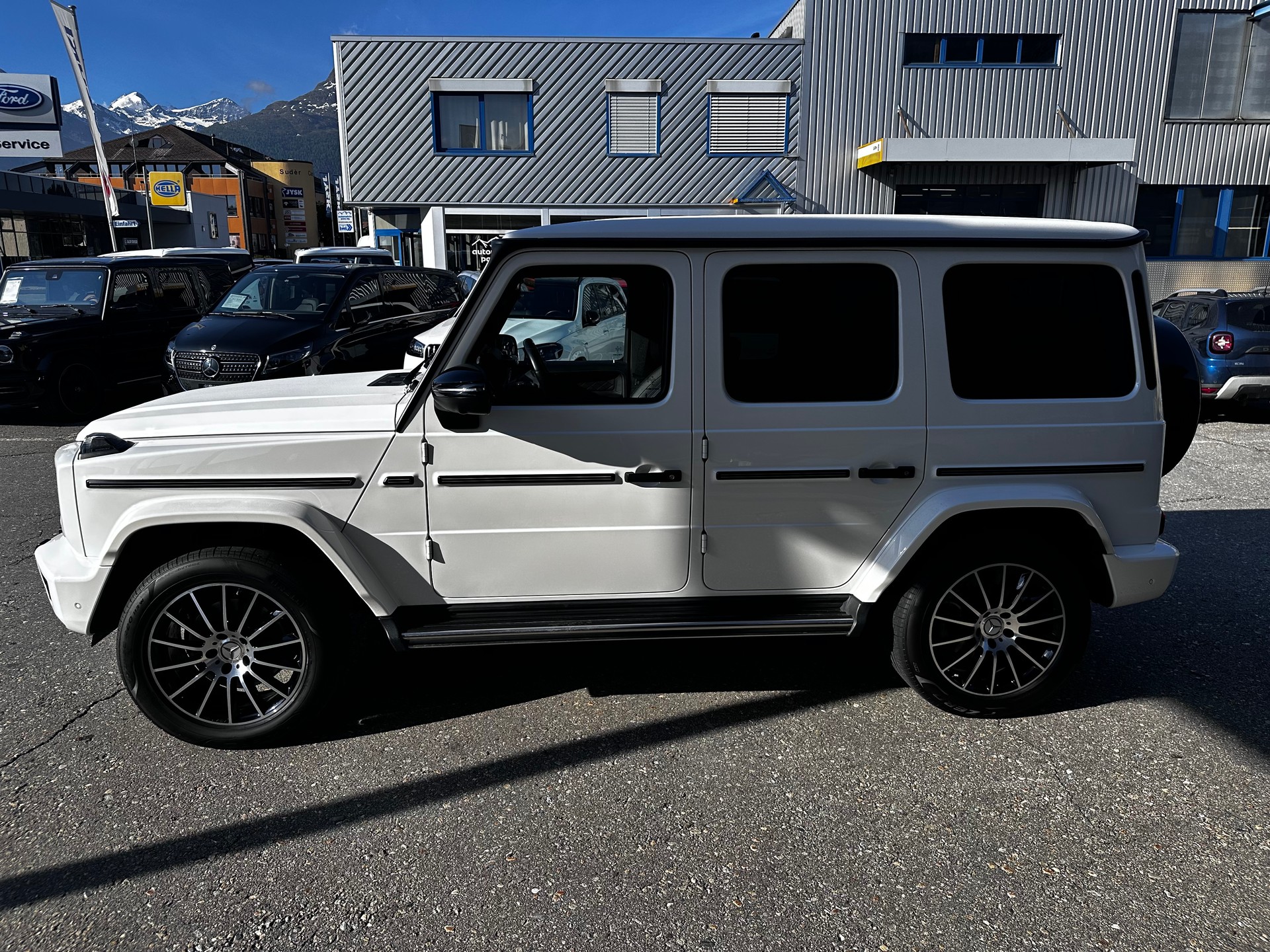 MERCEDES-BENZ G 400 d AMG Line 4matic-image-5