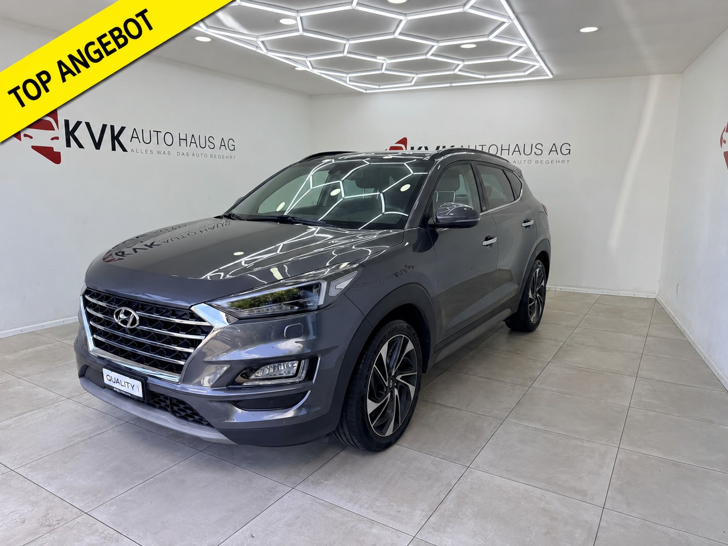 HYUNDAI Tucson 1.6 TGDI Amplia 4WD DCT