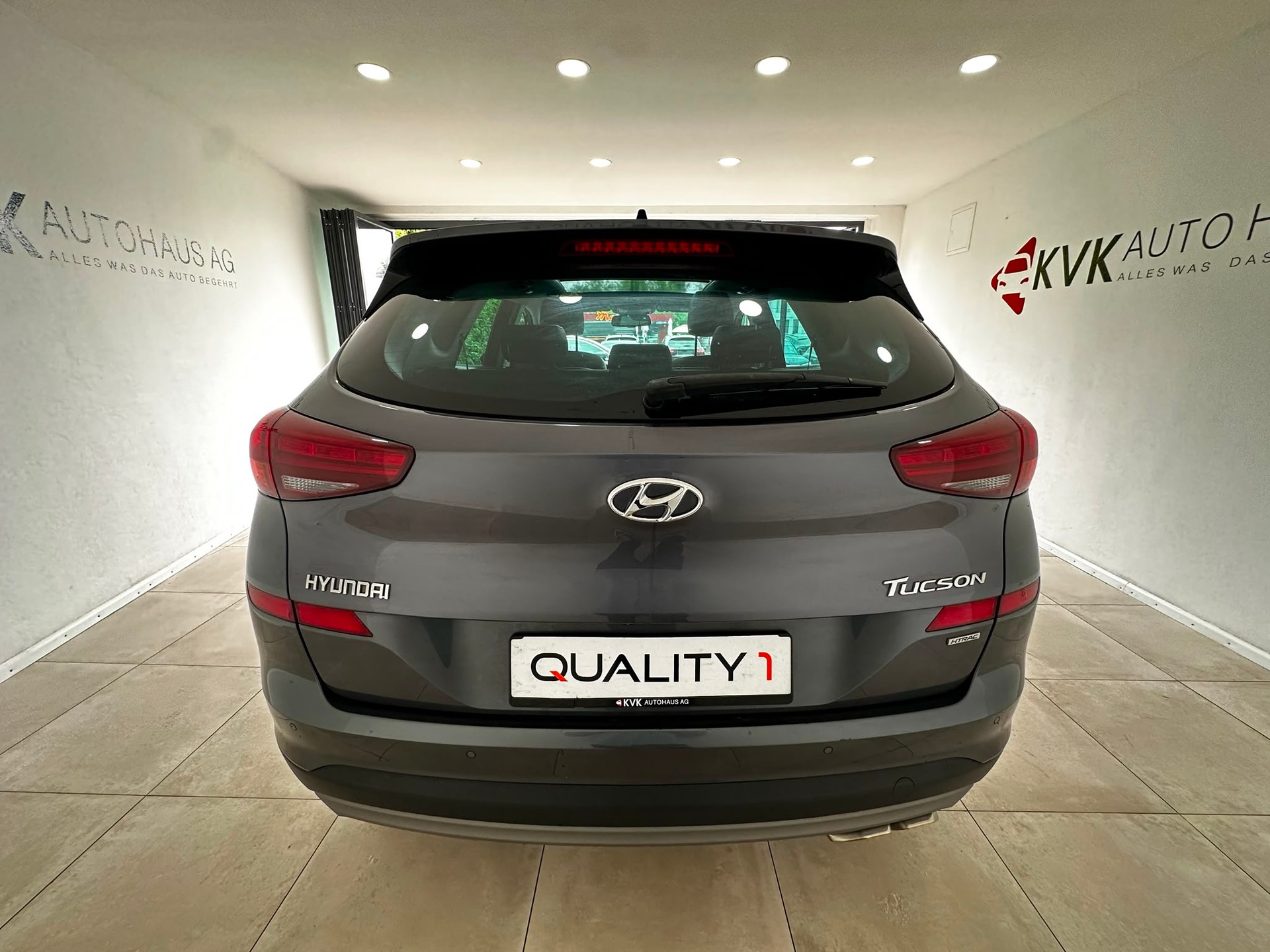 HYUNDAI Tucson 1.6 TGDI Amplia 4WD DCT-image-5