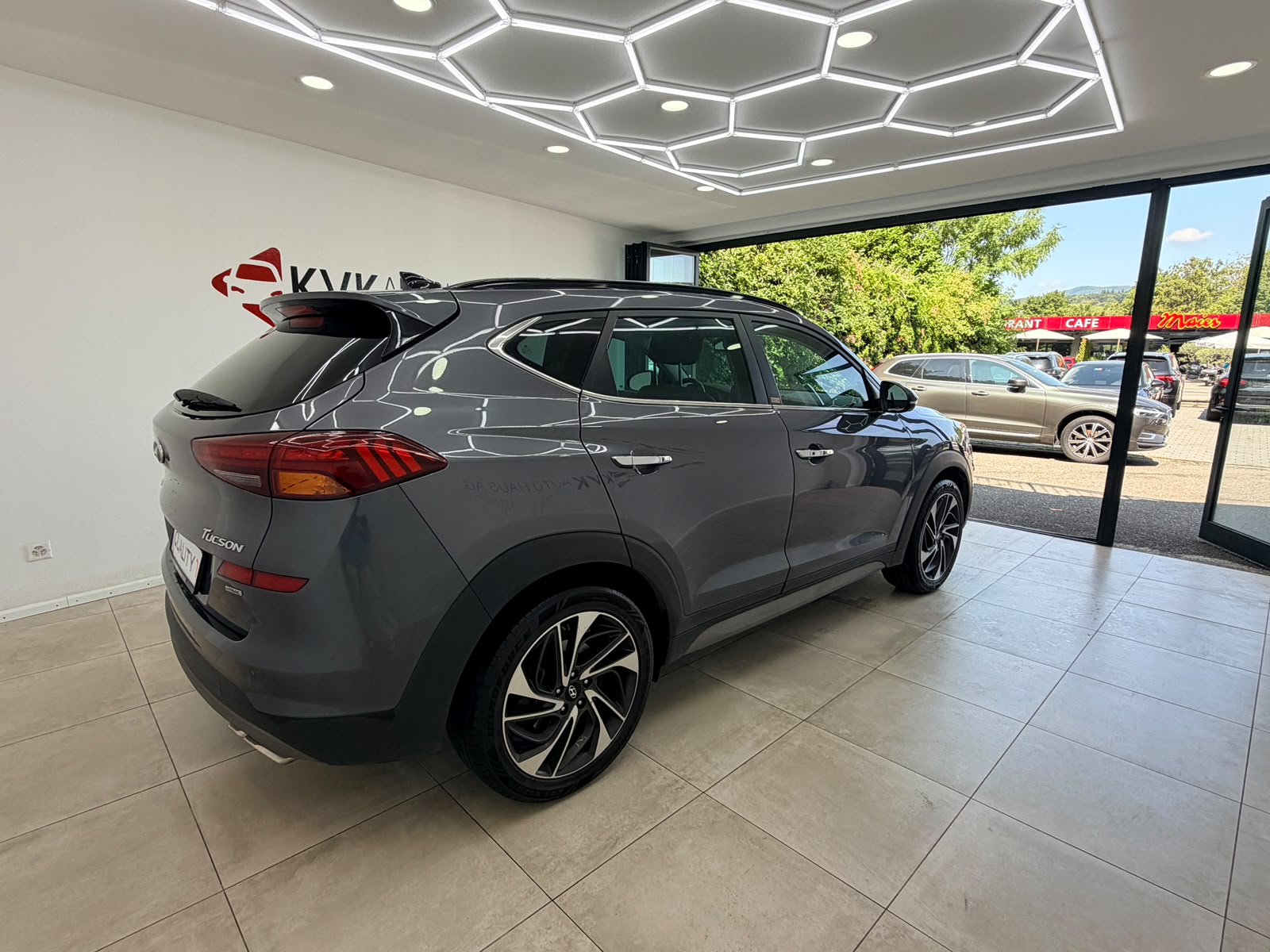 HYUNDAI Tucson 1.6 TGDI Amplia 4WD DCT-image-5