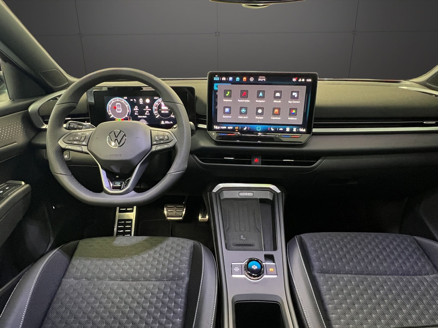 VW T-Roc 1.5 eTSI mHEV R-Line DSG-image-9