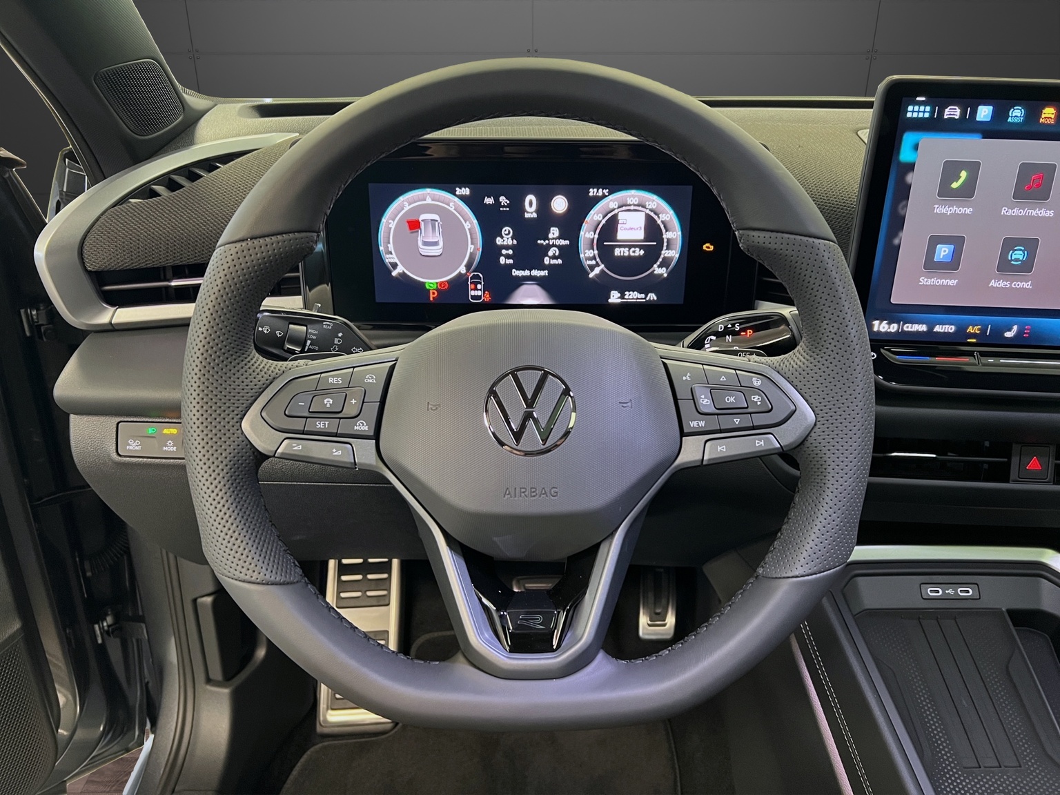 VW T-Roc 1.5 eTSI mHEV R-Line DSG-image-6