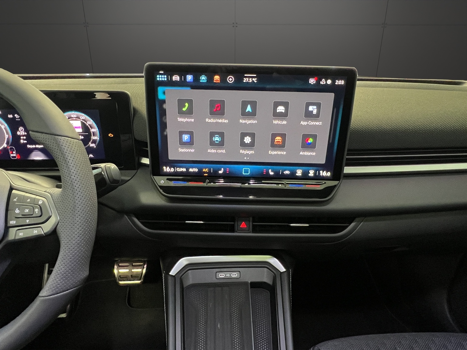 VW T-Roc 1.5 eTSI mHEV R-Line DSG-image-10