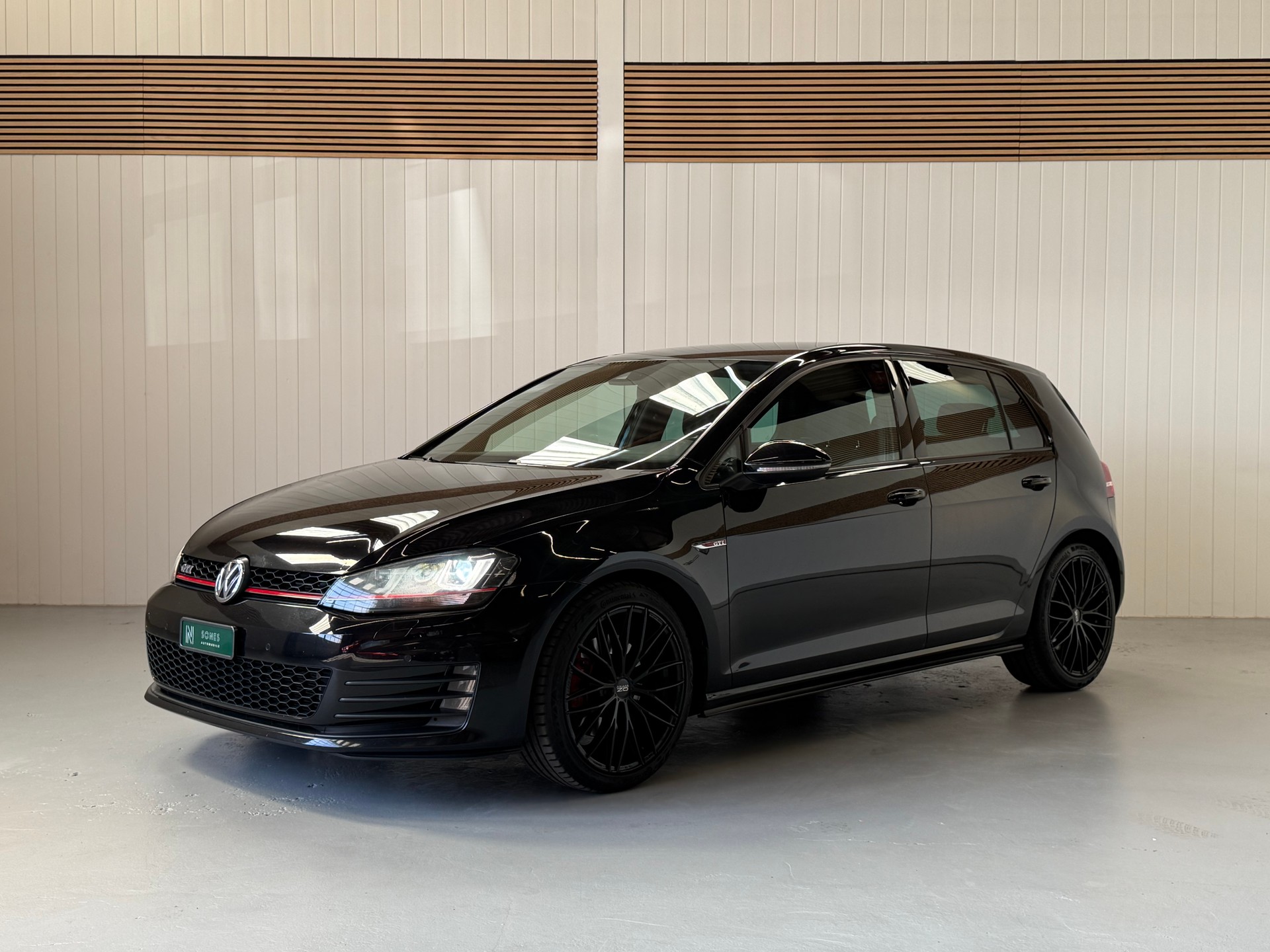 VW Golf 2.0 TSI GTI -frisch ab MFK & Service-image-0