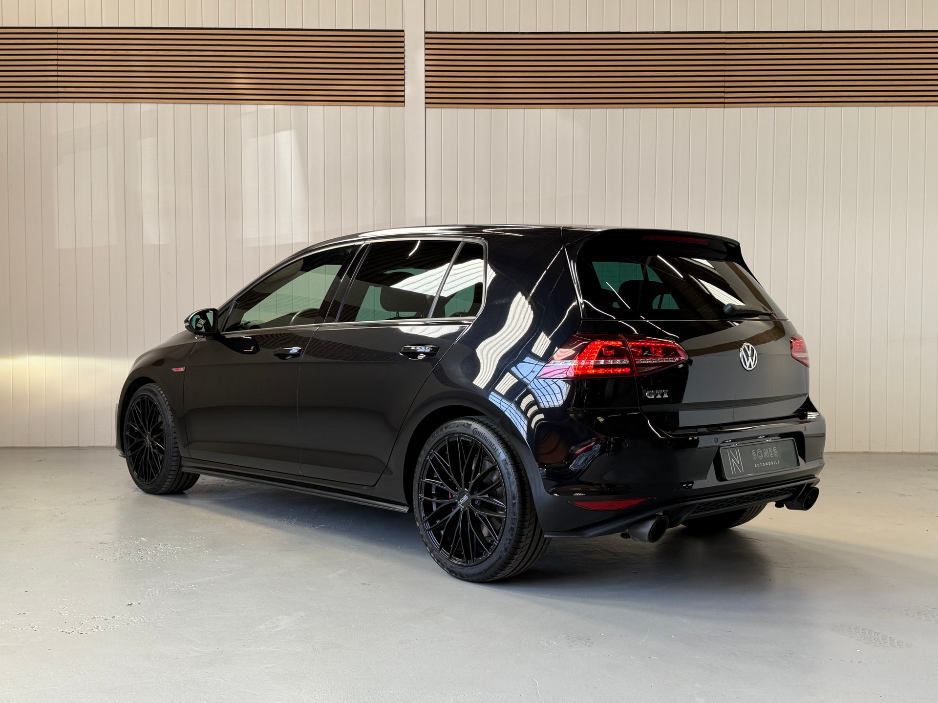 VW Golf 2.0 TSI GTI -frisch ab MFK & Service-image-2
