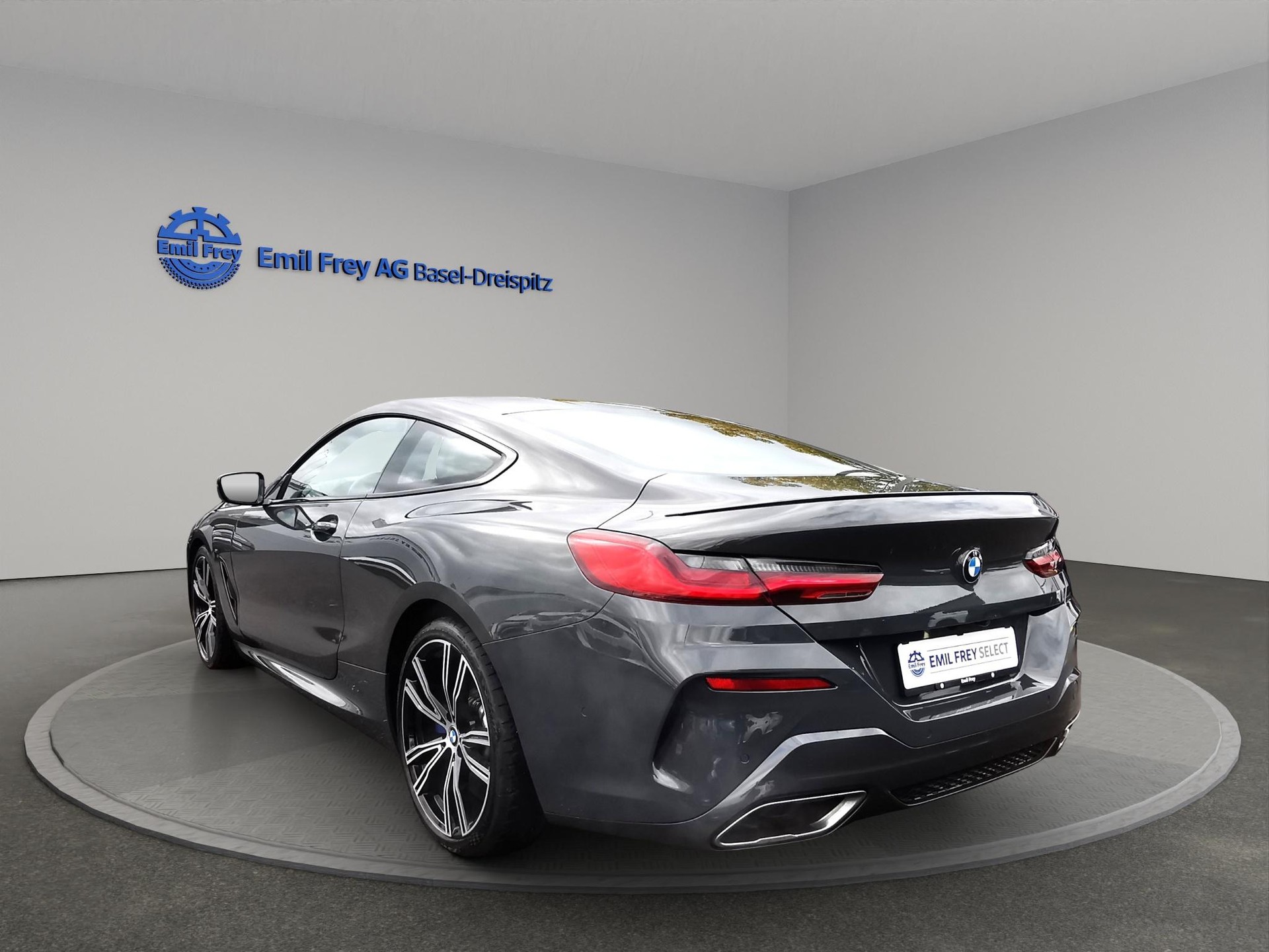 BMW M850i xDrive Coupé-image-6