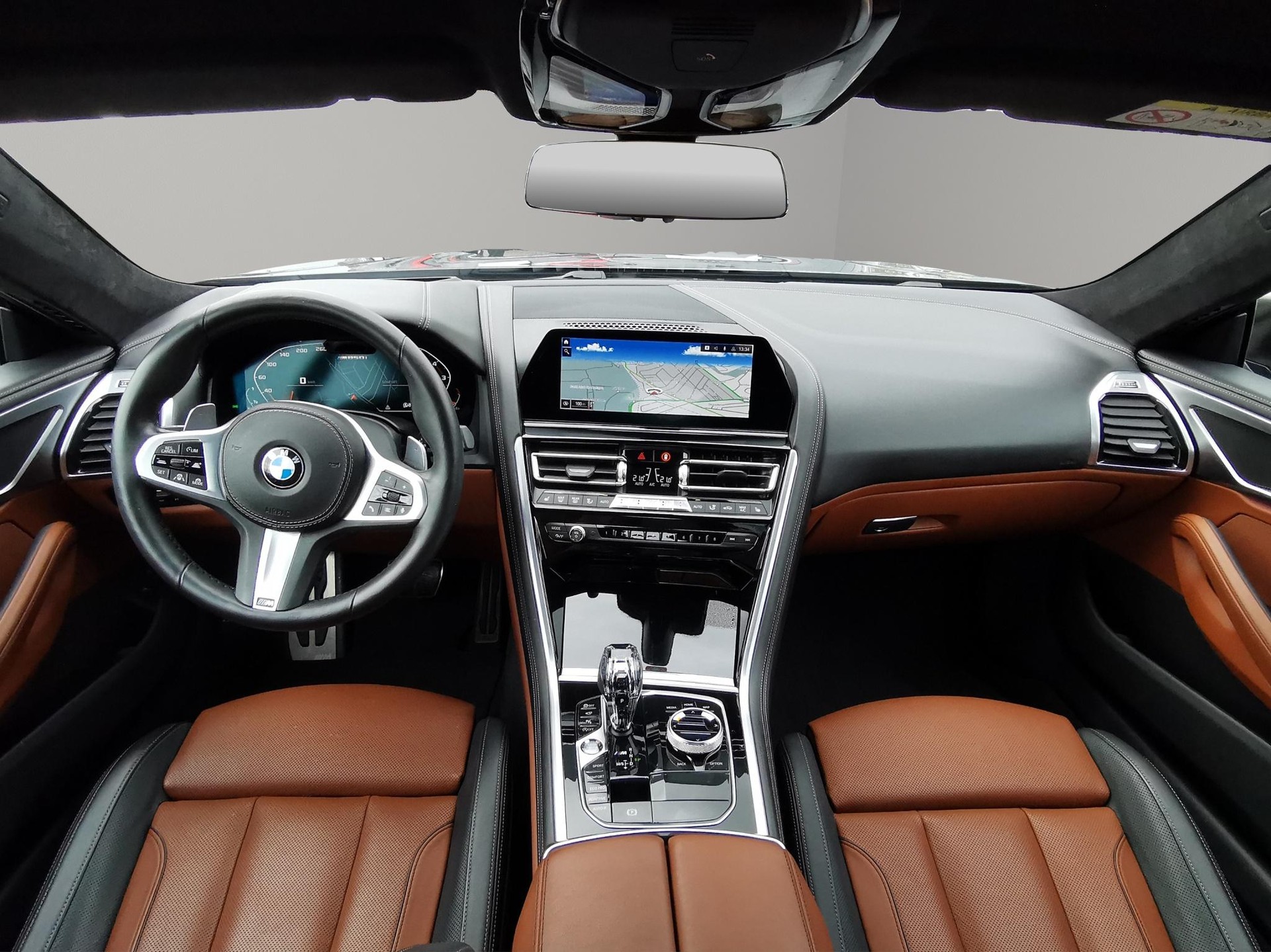BMW M850i xDrive Coupé-image-3
