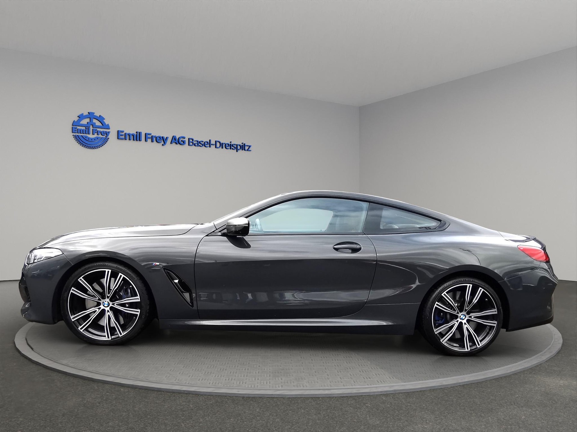 BMW M850i xDrive Coupé-image-2