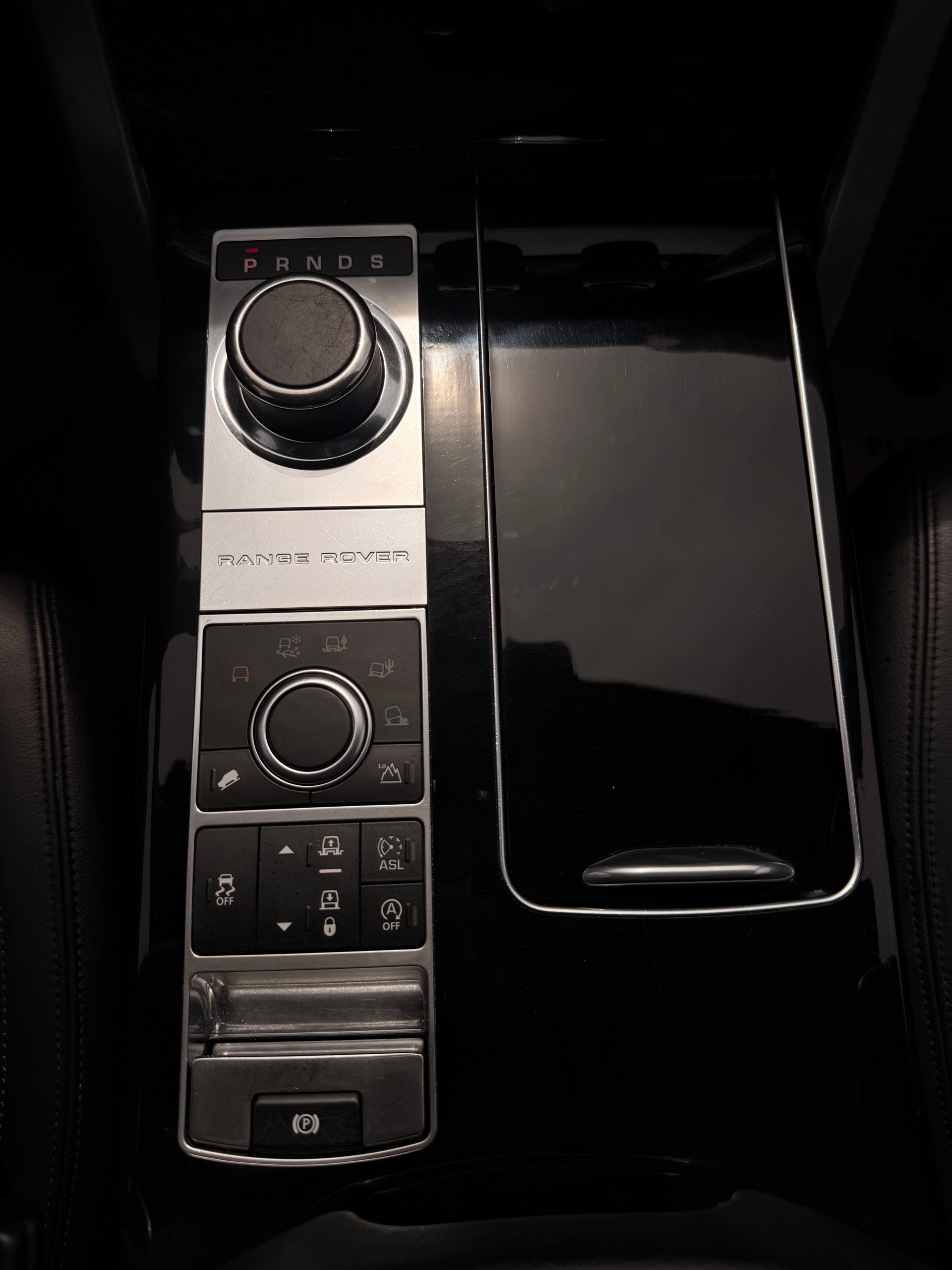 LAND ROVER Range Rover 3.0 TDV6 HSE Automatic-image-13