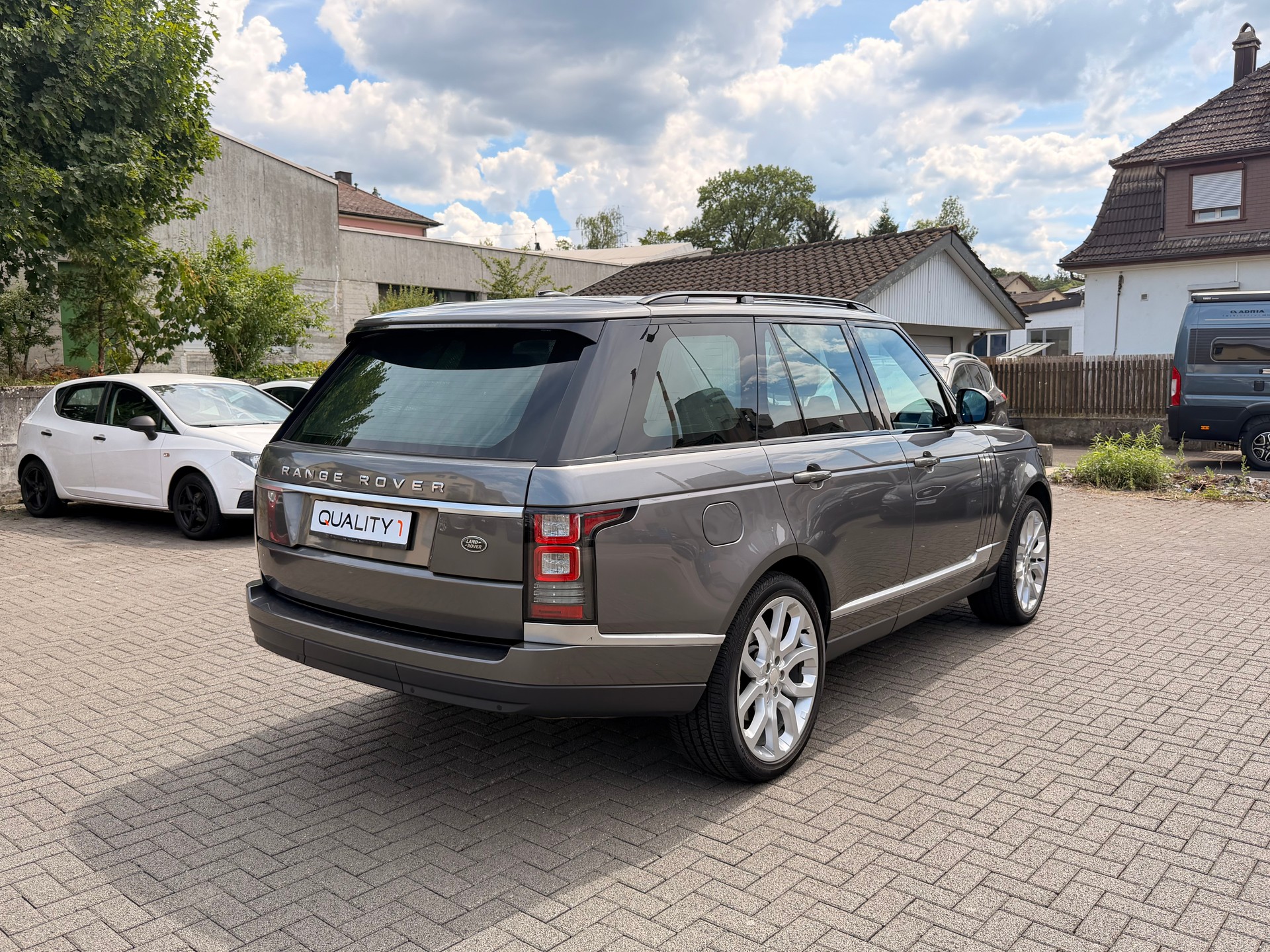 LAND ROVER Range Rover 3.0 TDV6 HSE Automatic-image-4