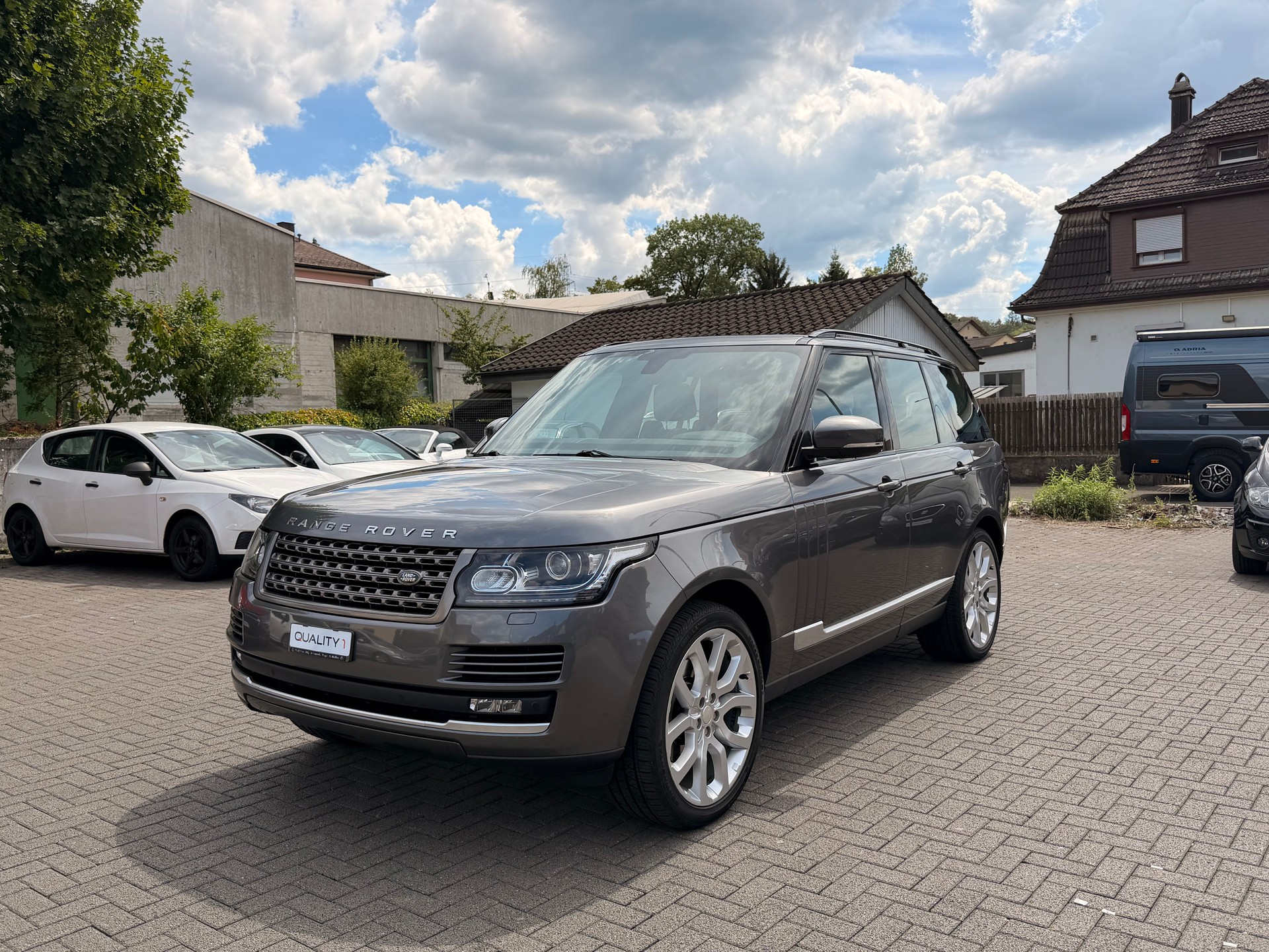 LAND ROVER Range Rover 3.0 TDV6 HSE Automatic-image-2