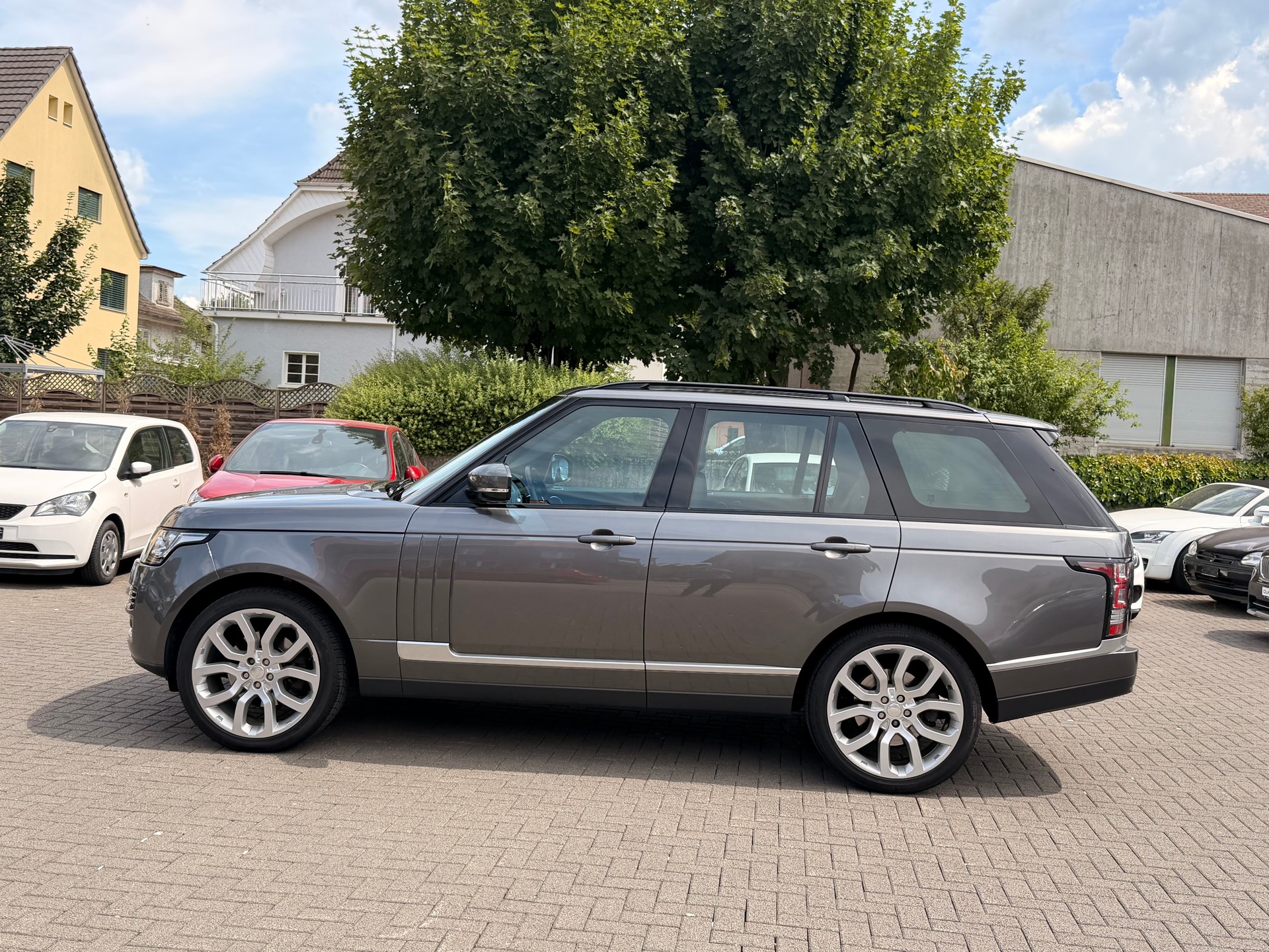 LAND ROVER Range Rover 3.0 TDV6 HSE Automatic-image-5