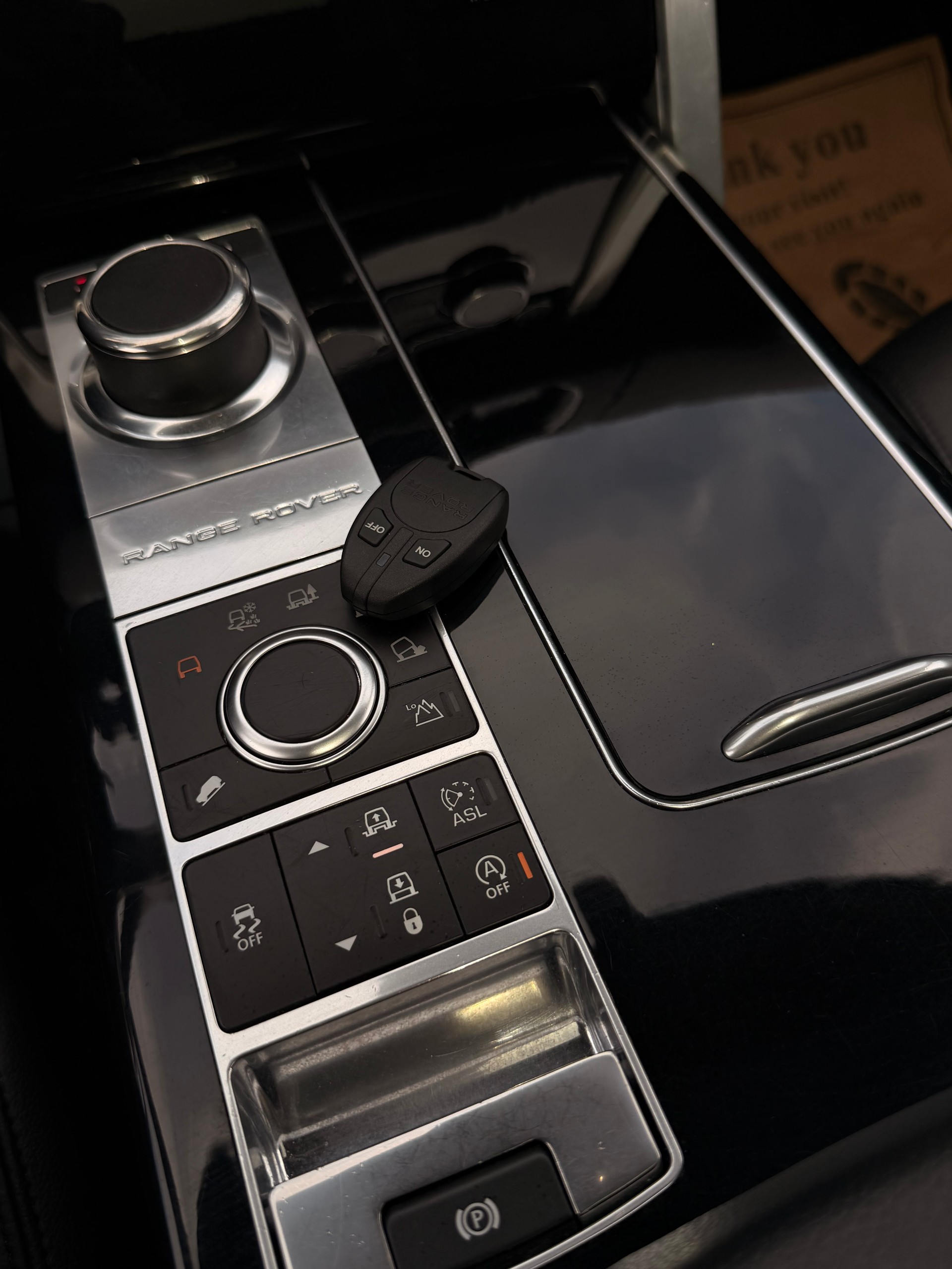 LAND ROVER Range Rover 3.0 TDV6 HSE Automatic-image-11