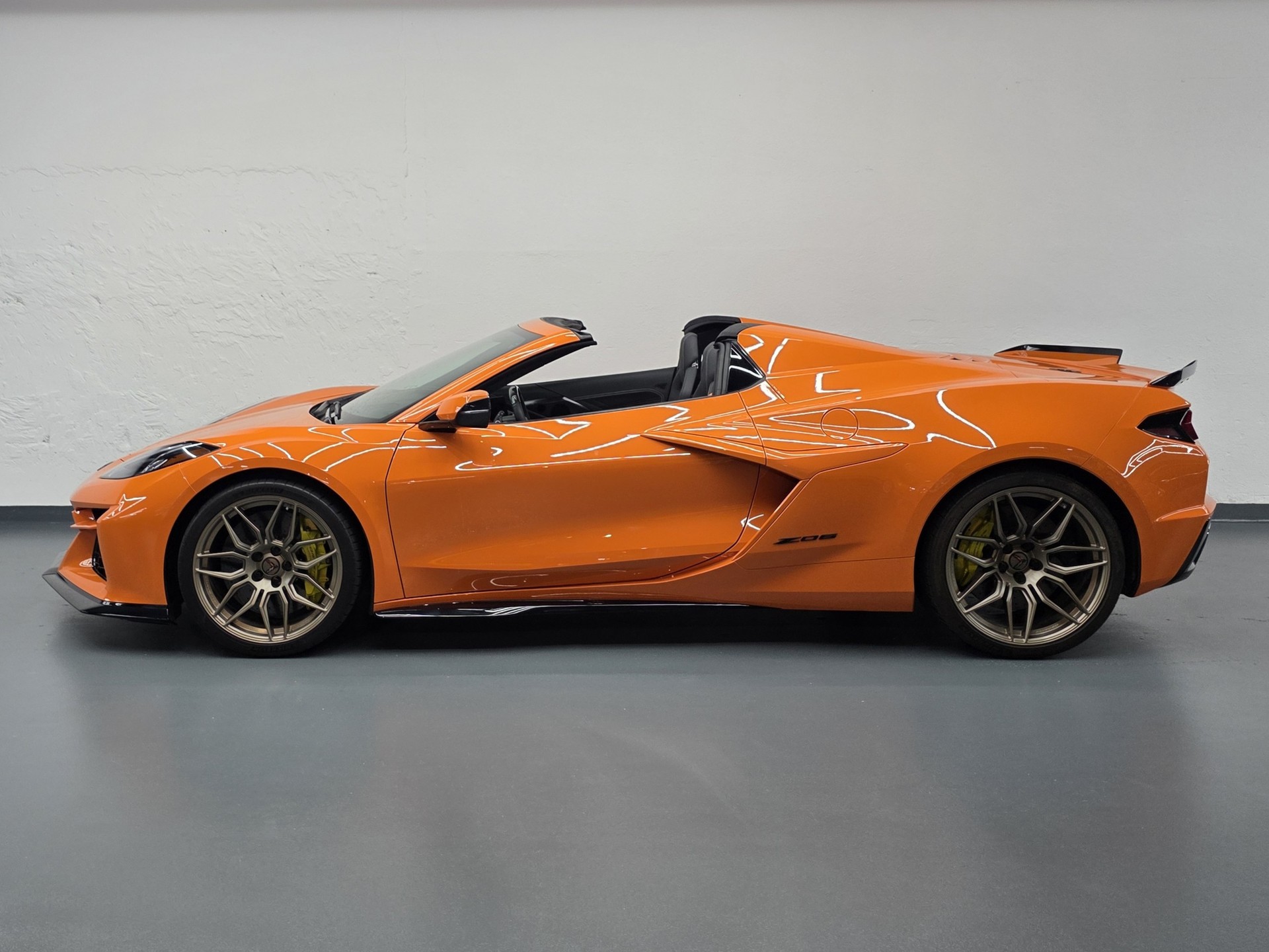 CHEVROLET Corvette Z06 Cabriolet 3LZ (US VERSION OHNE OPF MIT 681 PS)-image-8