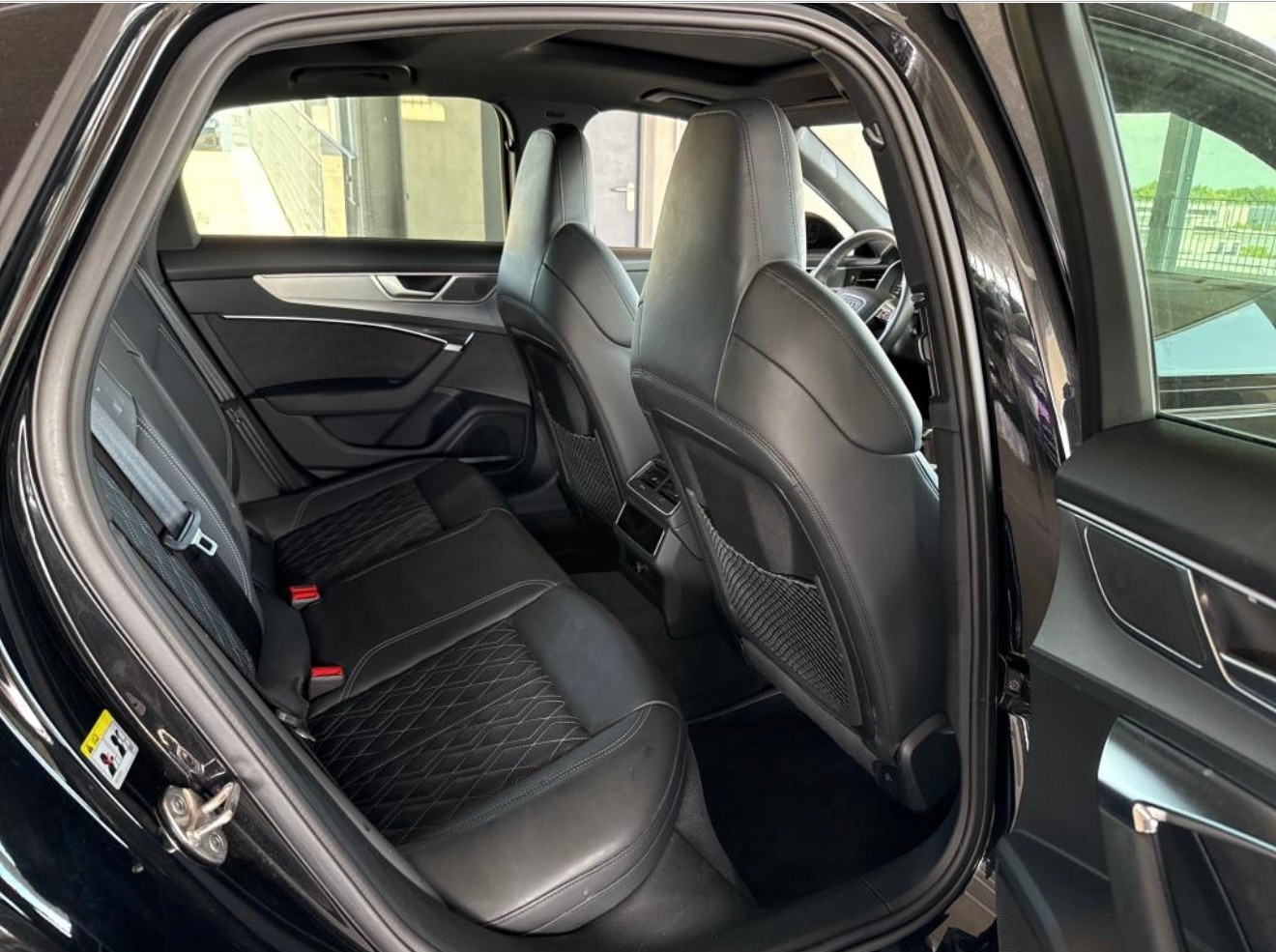 AUDI S6 3.0 TDI quattro tiptronic / Black Series / Vollausstattung-image-0