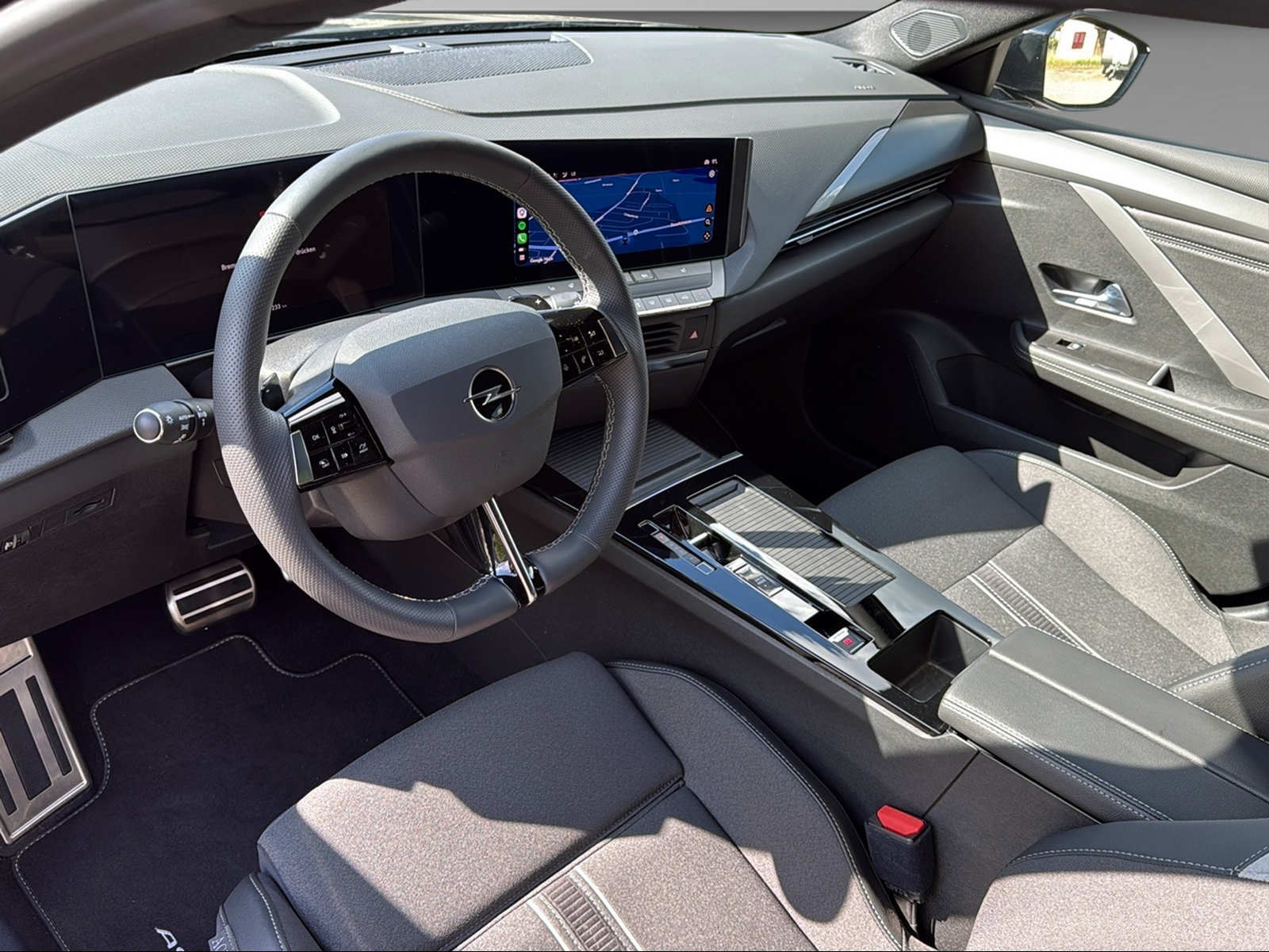 OPEL Astra 1.2 T 130 Swiss Plus-image-12