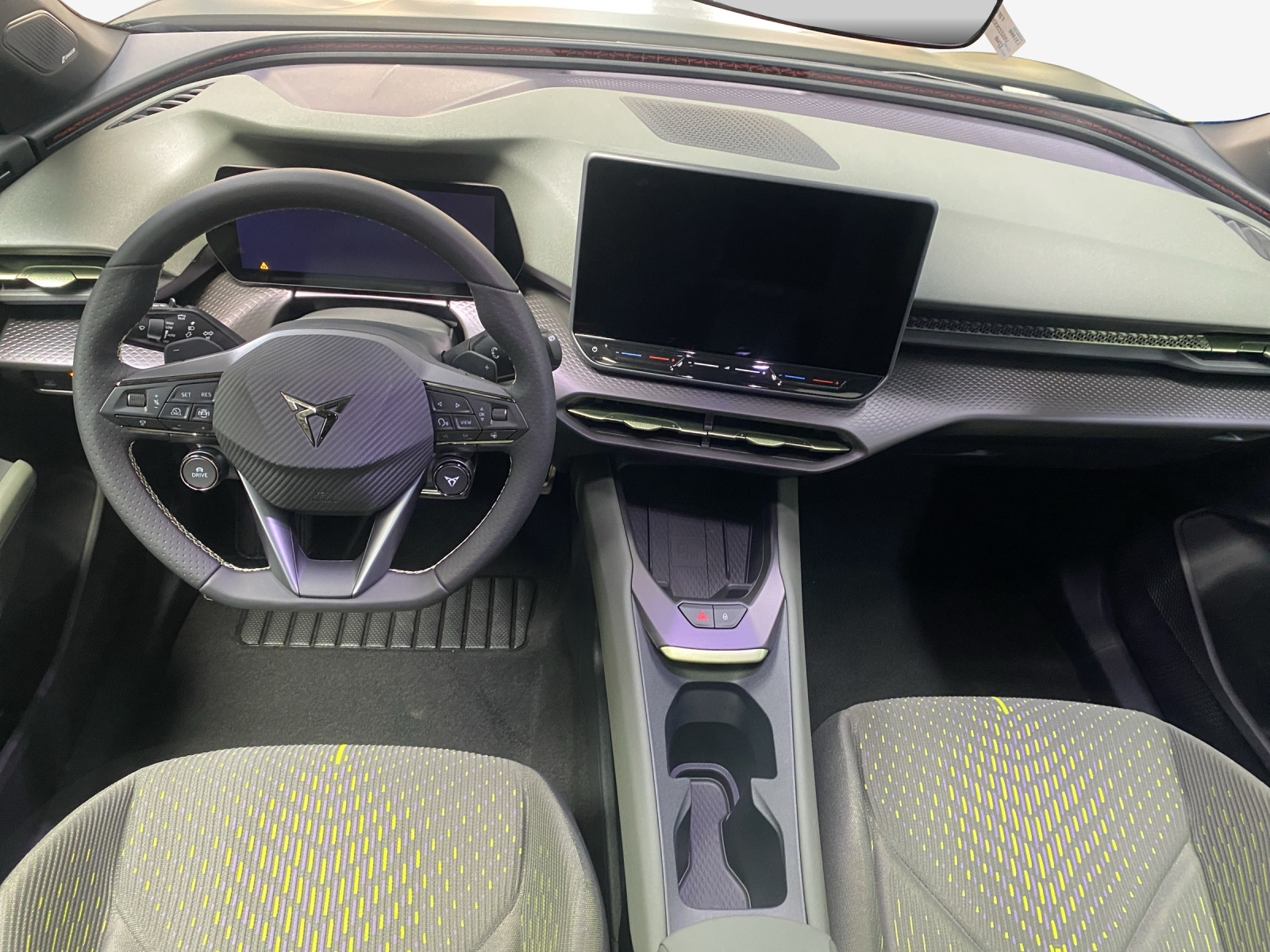 CUPRA Raval 52 kWh VZ Extreme Launch Edition-image-8
