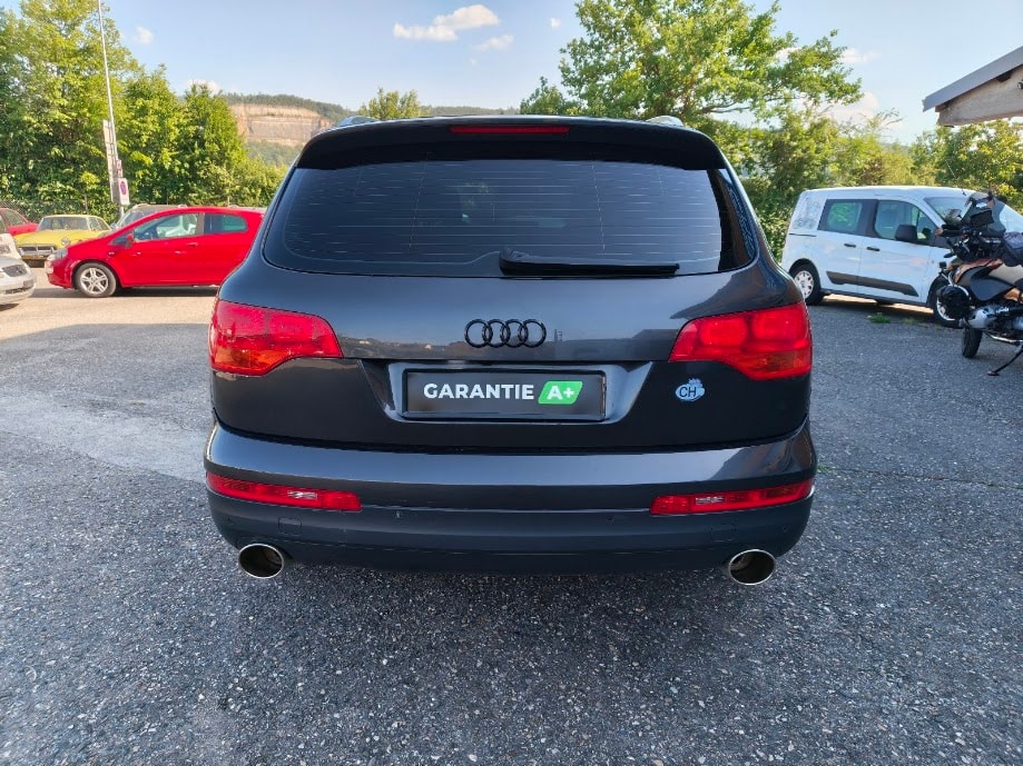 AUDI Q7 3.0 TDI quattro tiptronic-image-10