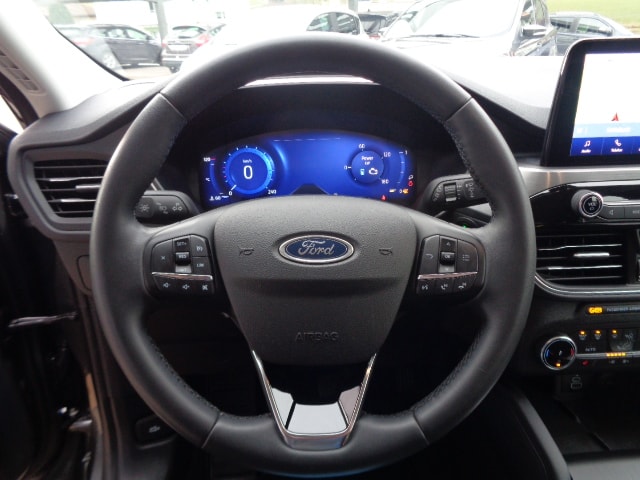 FORD Kuga 2.5 Hybrid Titanium 4x4-image-4