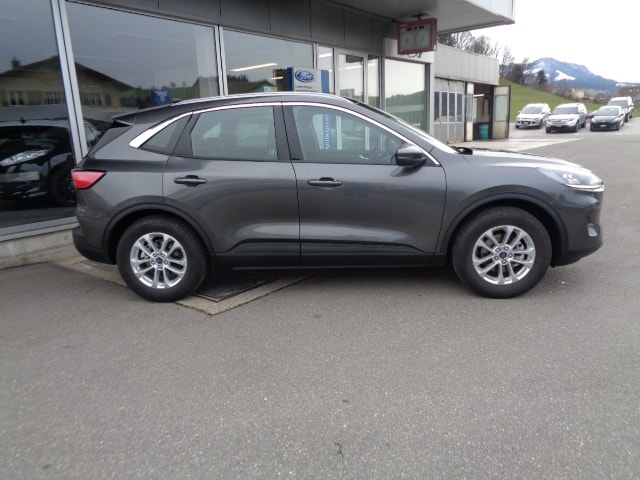 FORD Kuga 2.5 Hybrid Titanium 4x4-image-1