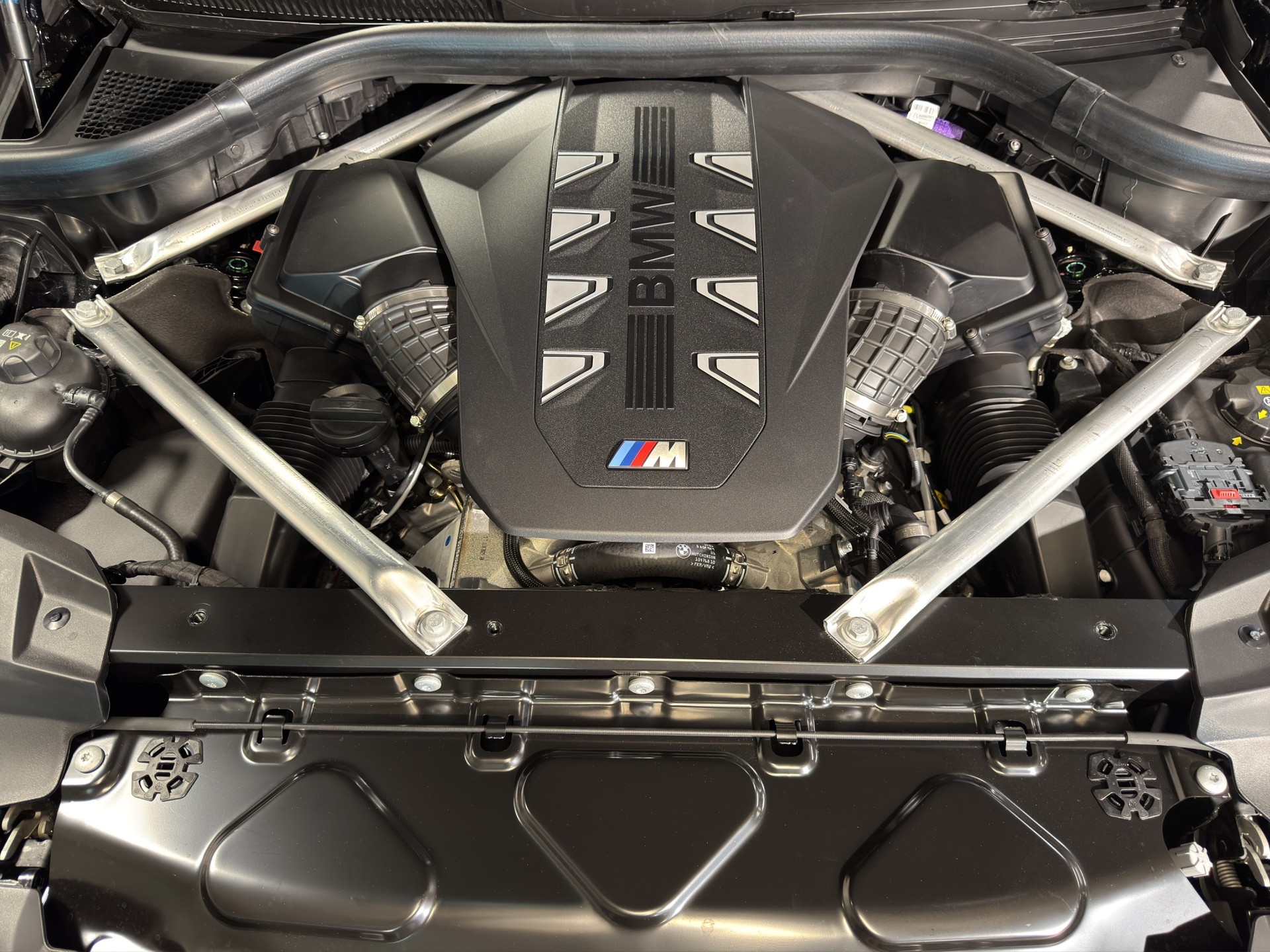 BMW X7 M60i-image-21
