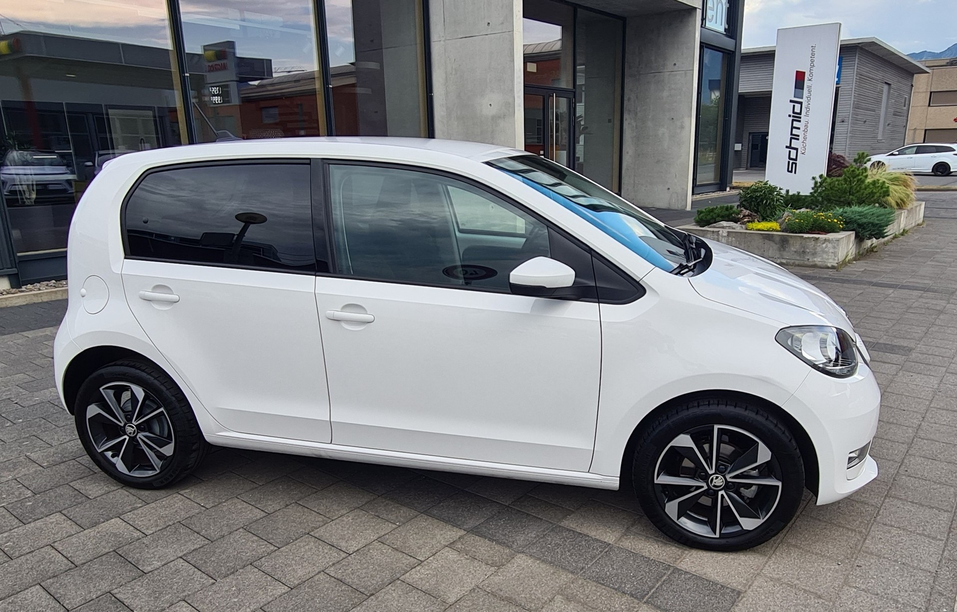 SKODA Citigo e Style-image-2