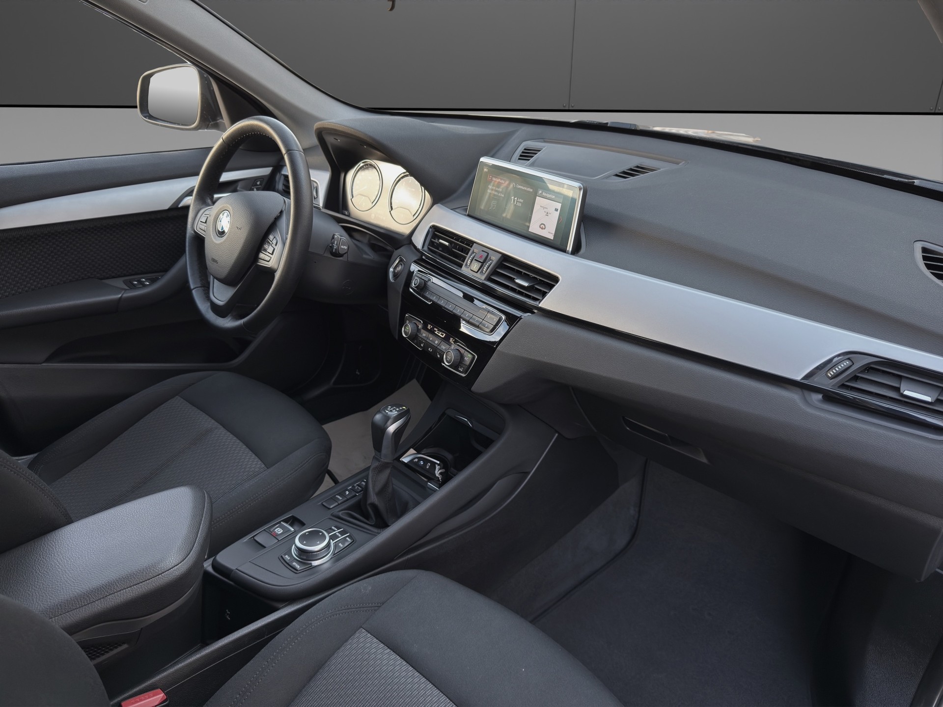 BMW X1 xDrive 25e Steptronic-image-10