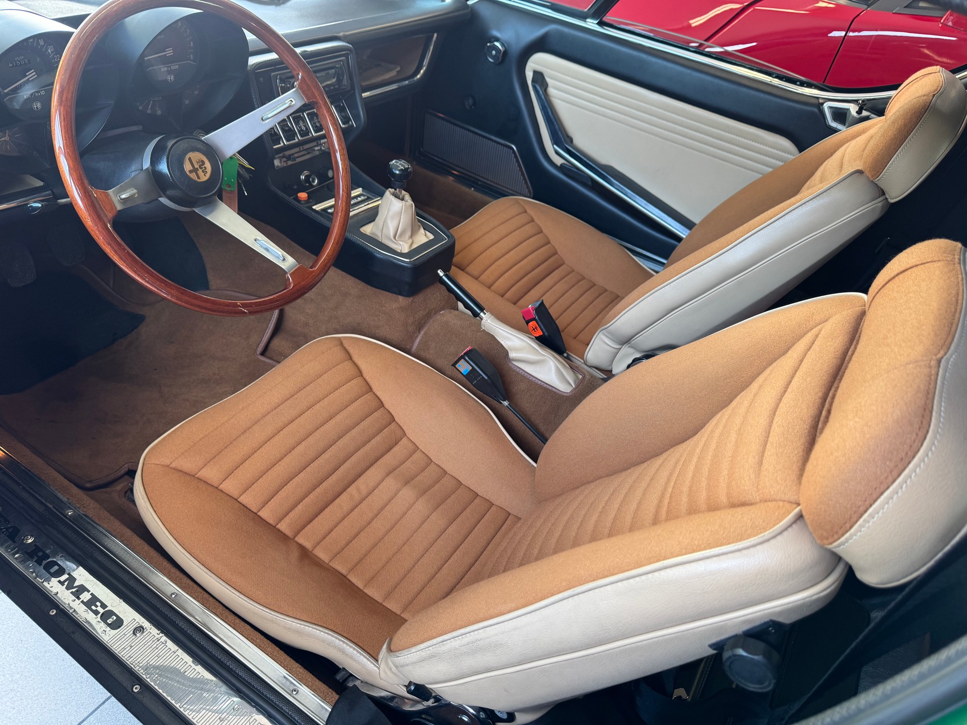 ALFA ROMEO MONTREAL-image-5