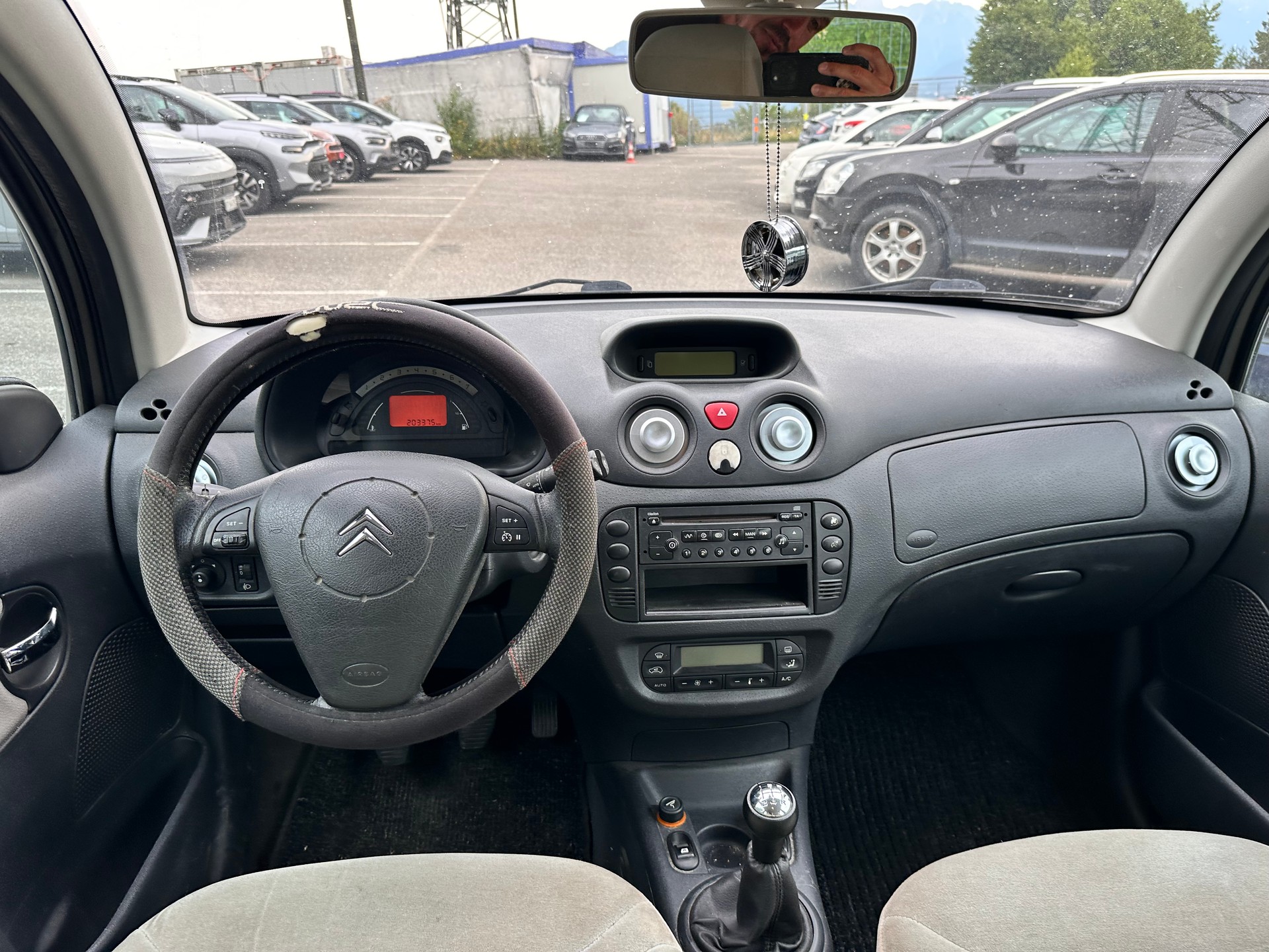 CITROEN C3 1.4 16V HDi Exclusive "AMORTISSEUR CASSé"-image-5