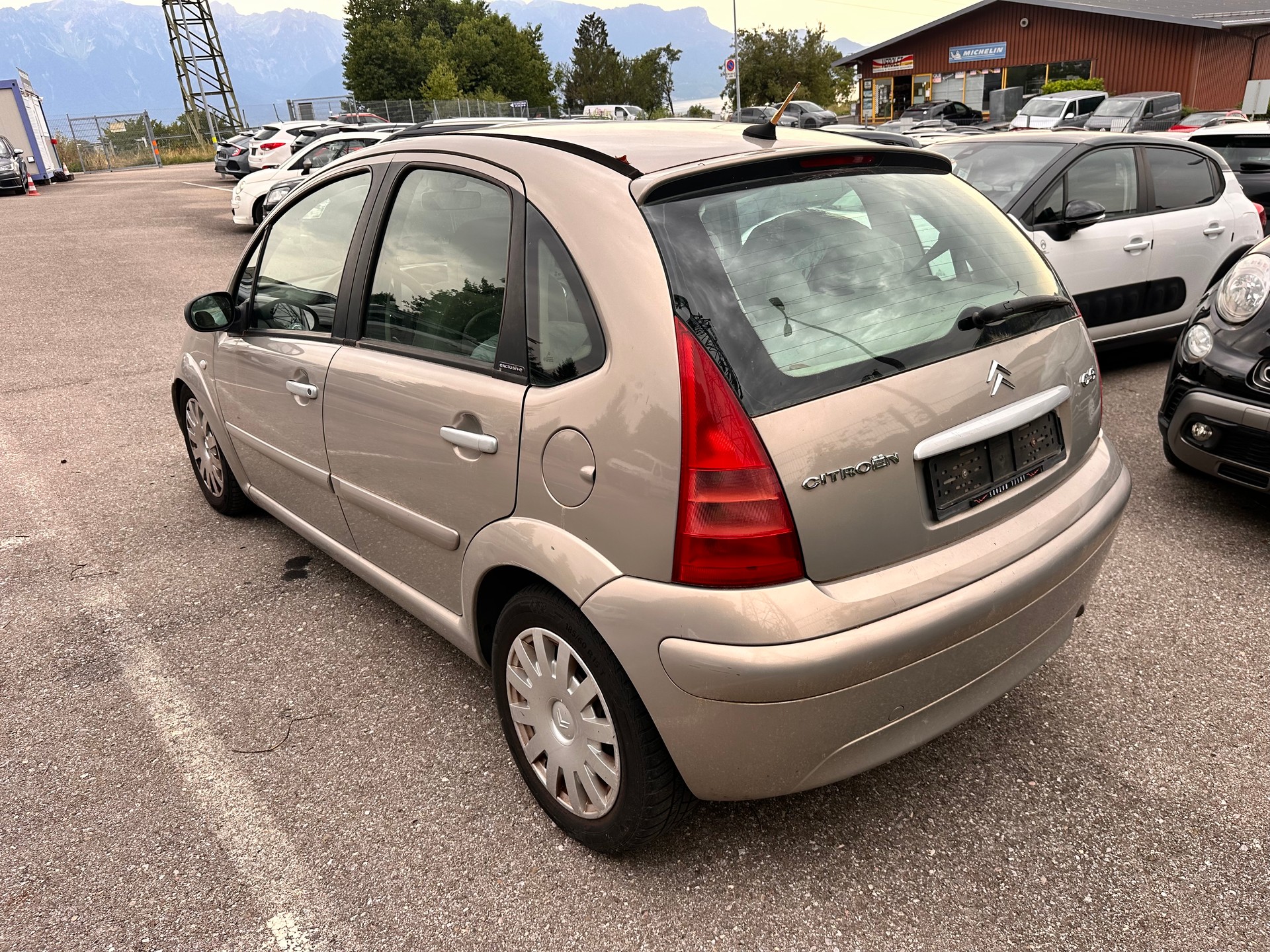 CITROEN C3 1.4 16V HDi Exclusive "AMORTISSEUR CASSé"-image-3