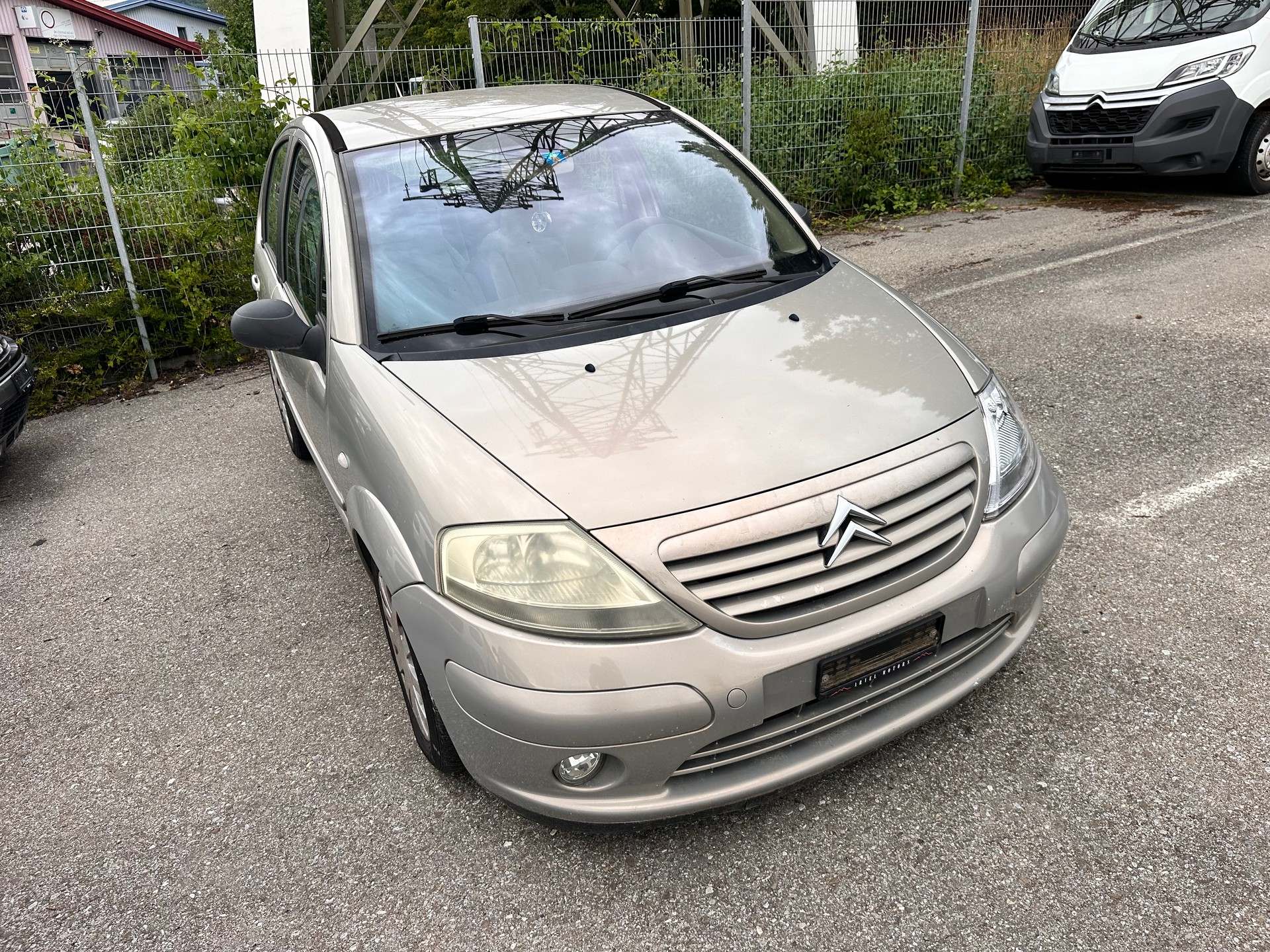 CITROEN C3 1.4 16V HDi Exclusive "AMORTISSEUR CASSé"-image-1