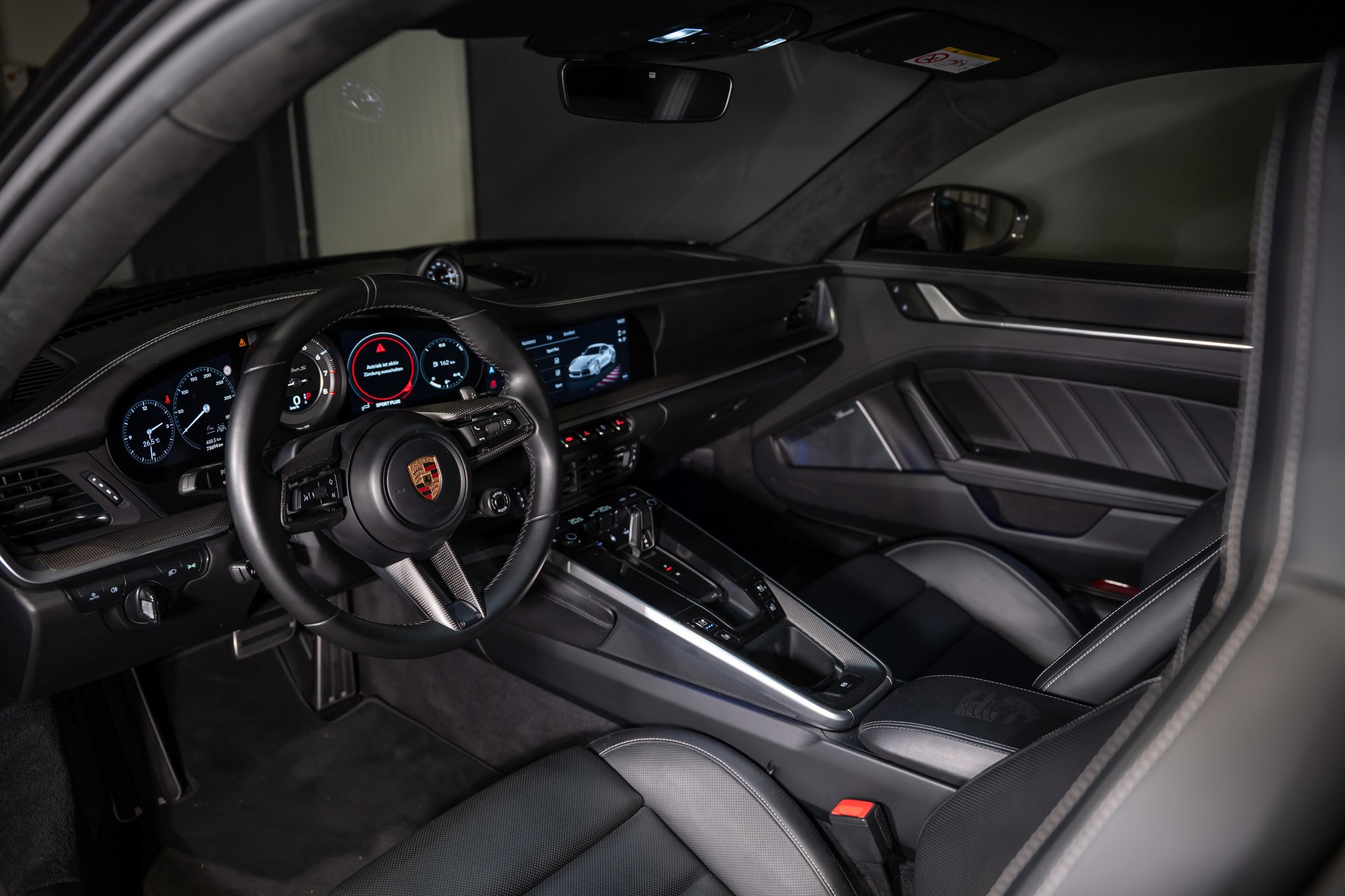 PORSCHE 911 Coupé 3.7 Turbo S PDK Aero-image-13