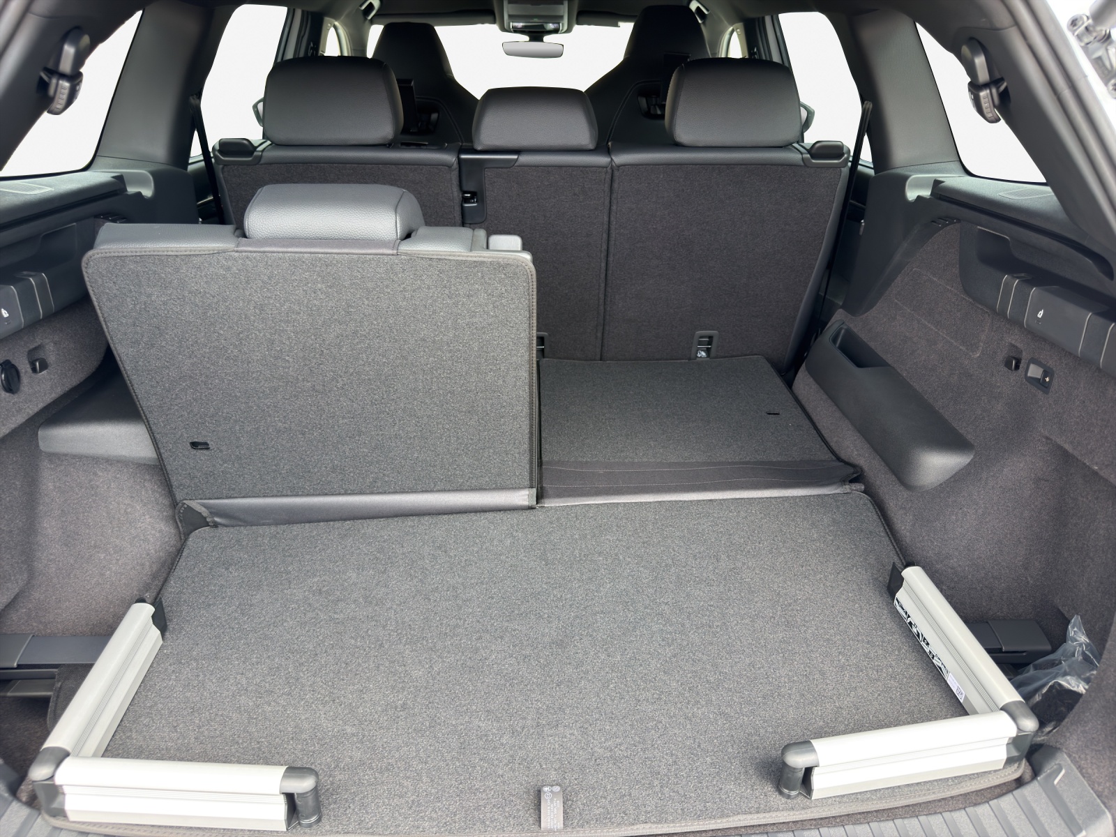 SKODA Kodiaq Sportline 2.0TDI 193PS 7DSG4x4-image-12