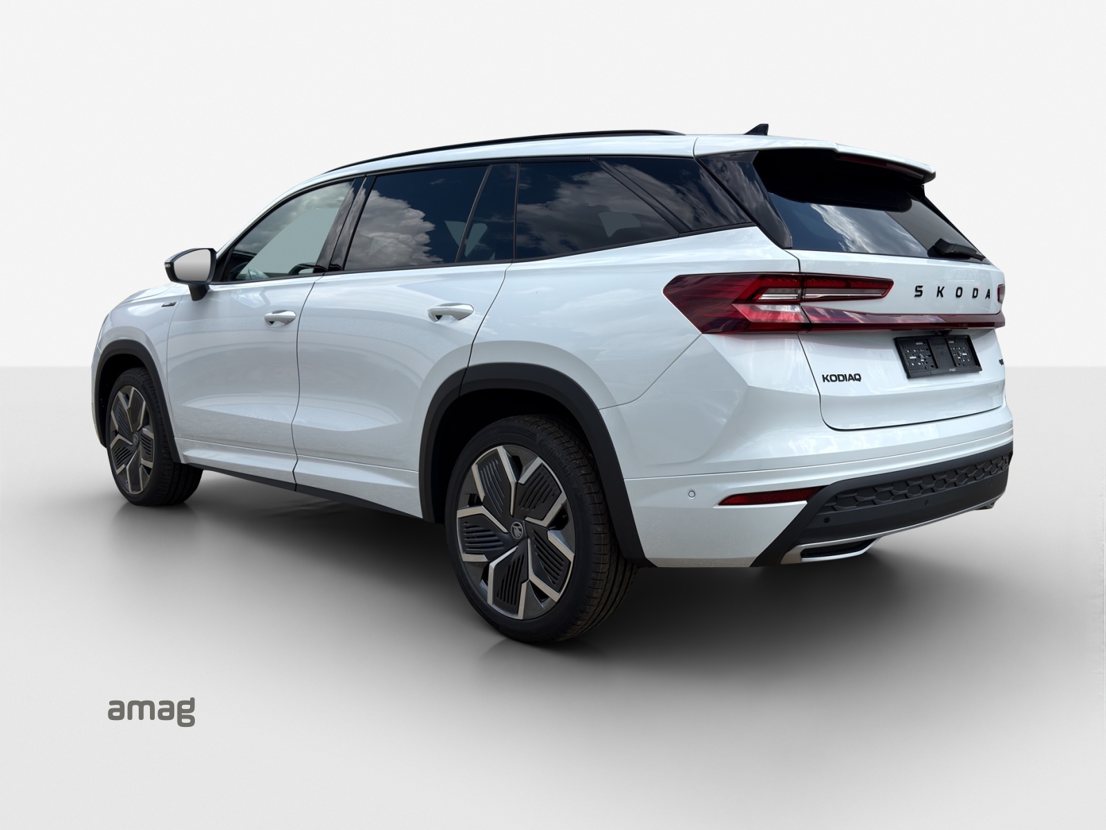 SKODA Kodiaq Sportline 2.0TDI 193PS 7DSG4x4-showroom-element-2