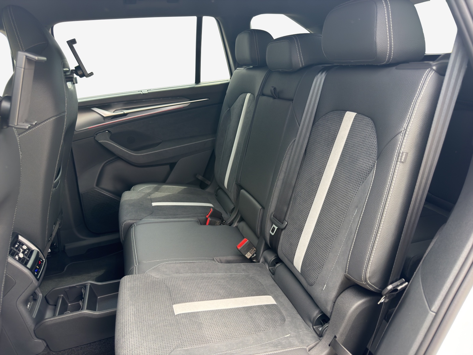 SKODA Kodiaq Sportline 2.0TDI 193PS 7DSG4x4-image-11
