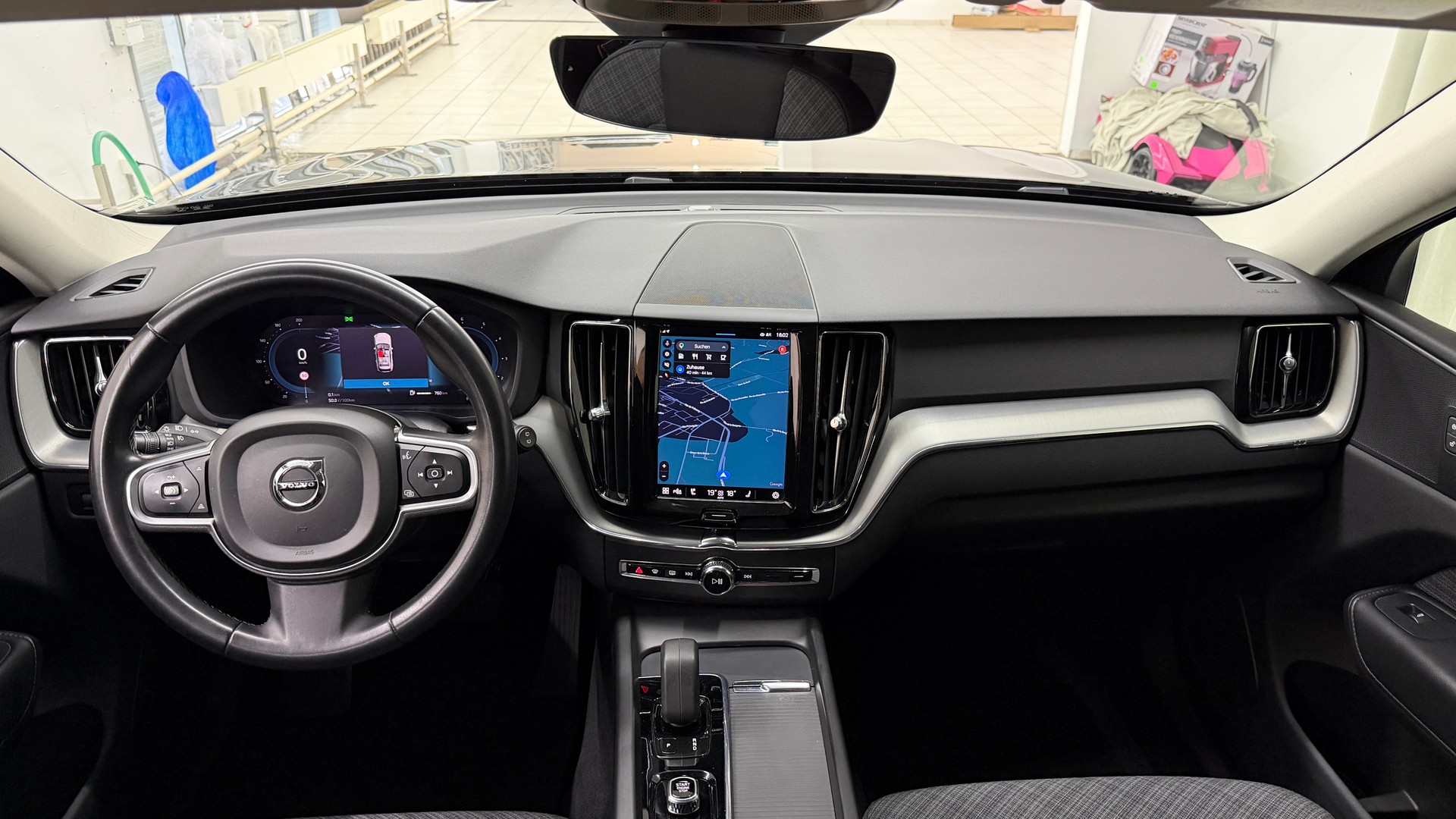 VOLVO XC60 B4 Diesel Mild Hybrid AWD Momentum Geartronic-image-7