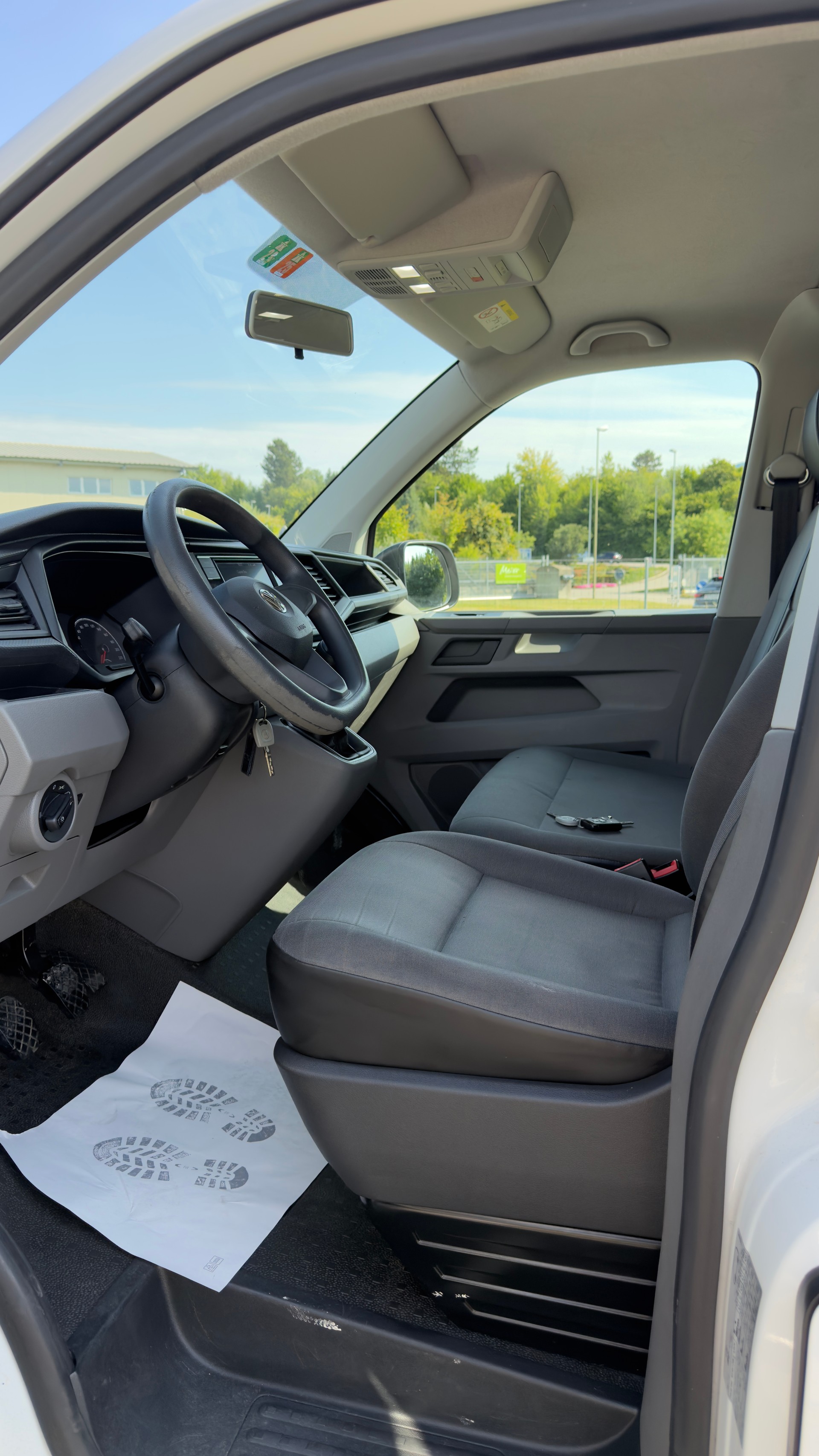 VW T6.1 2.0 TDI-image-4
